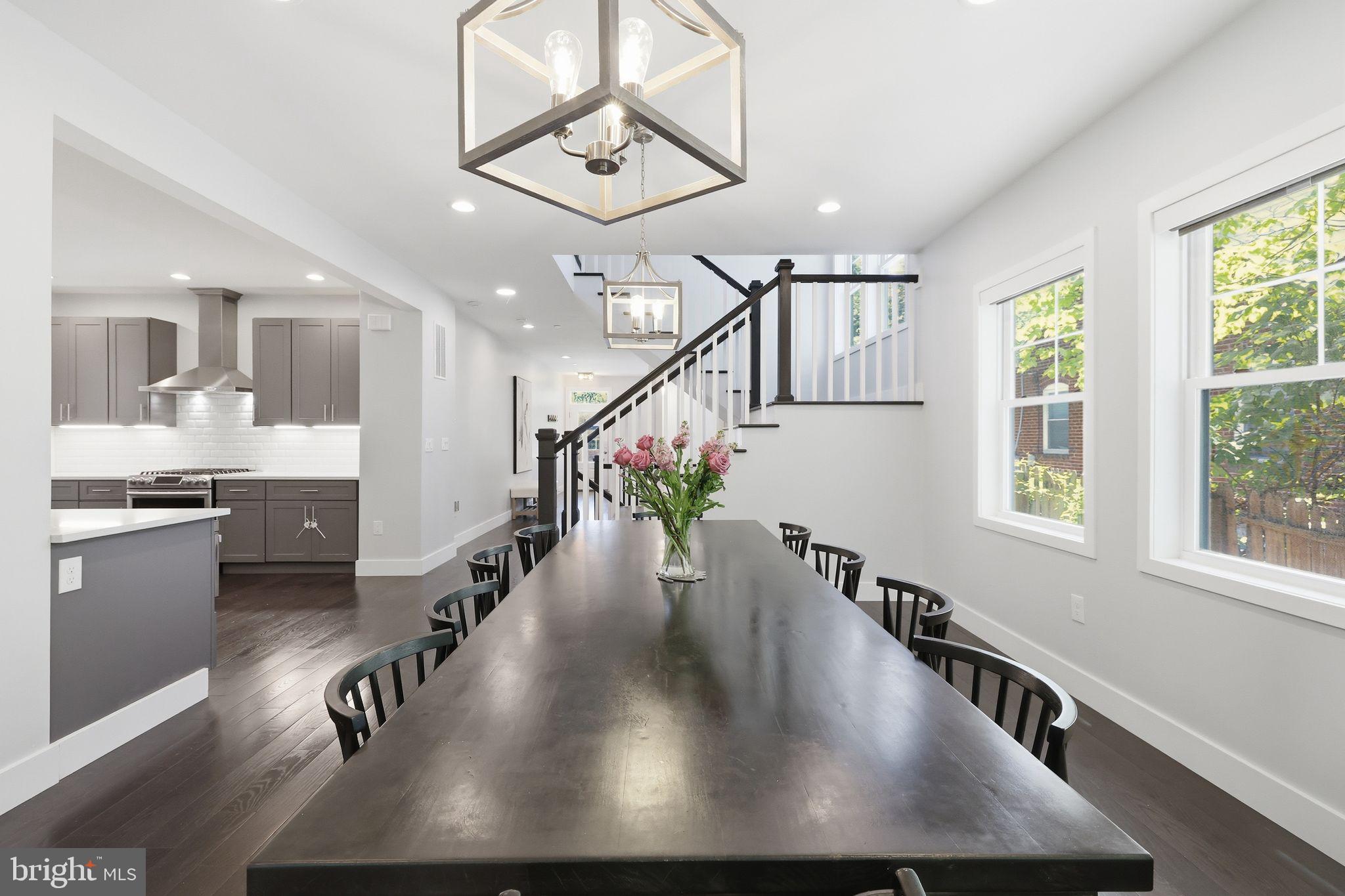 OAKLAND TERRACE - Residential