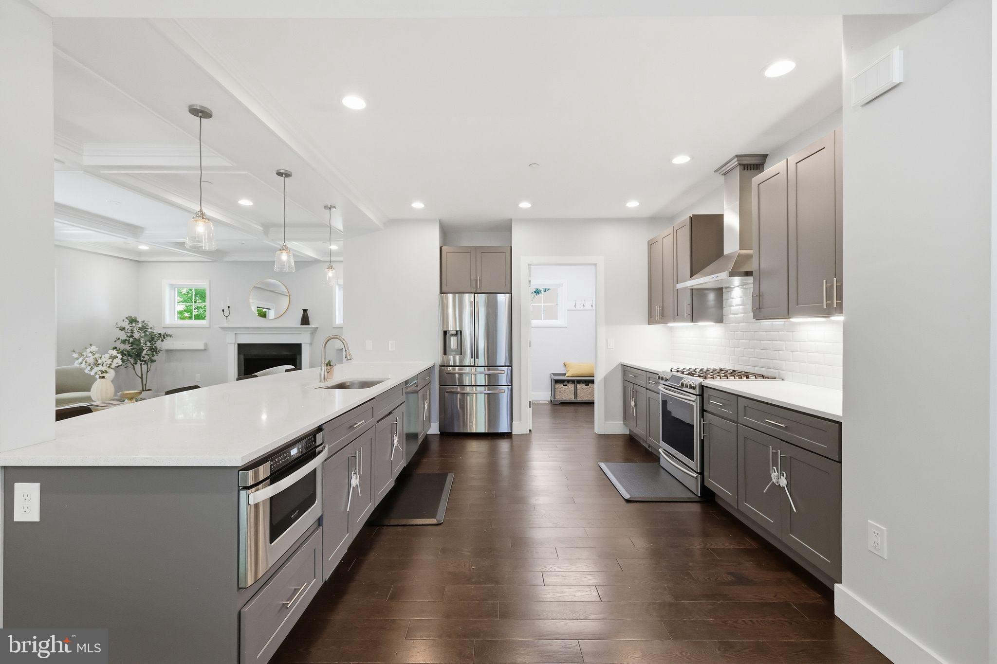 OAKLAND TERRACE - Residential