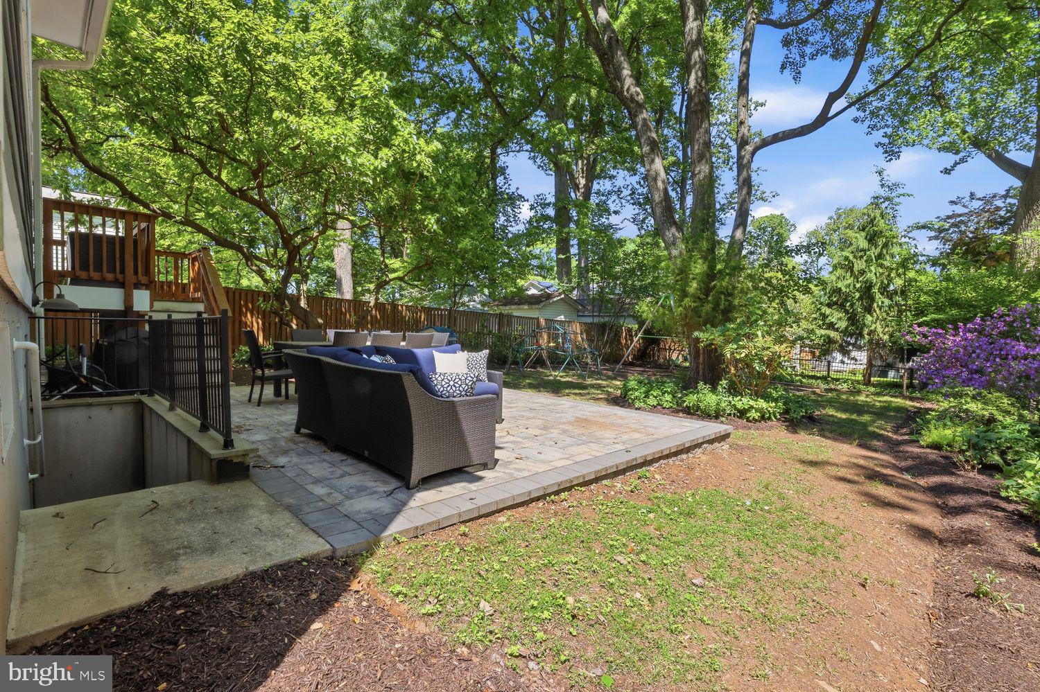OAKLAND TERRACE - Residential