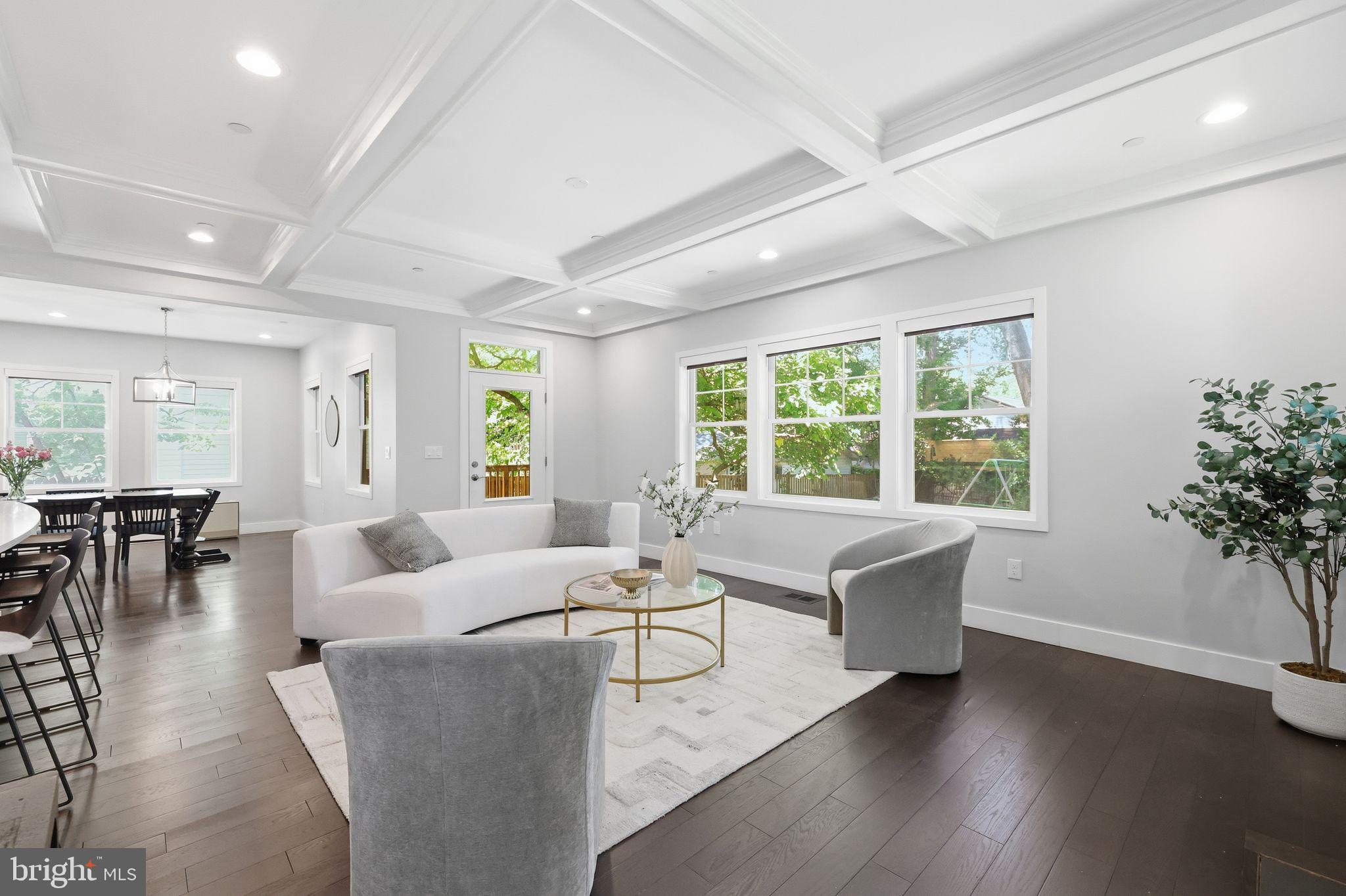 OAKLAND TERRACE - Residential