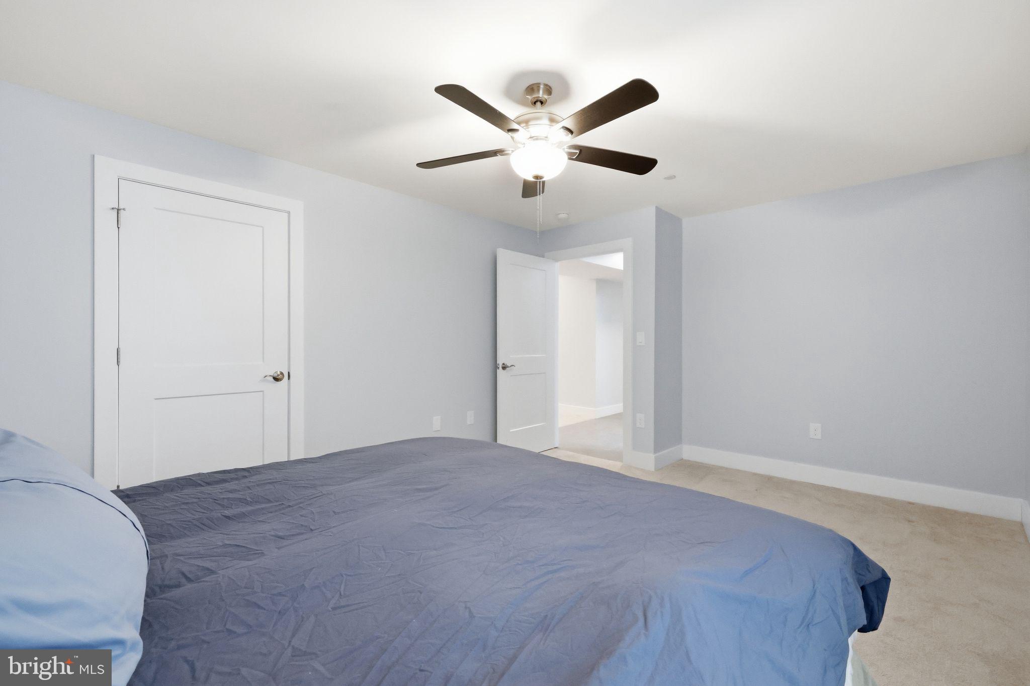 OAKLAND TERRACE - Residential