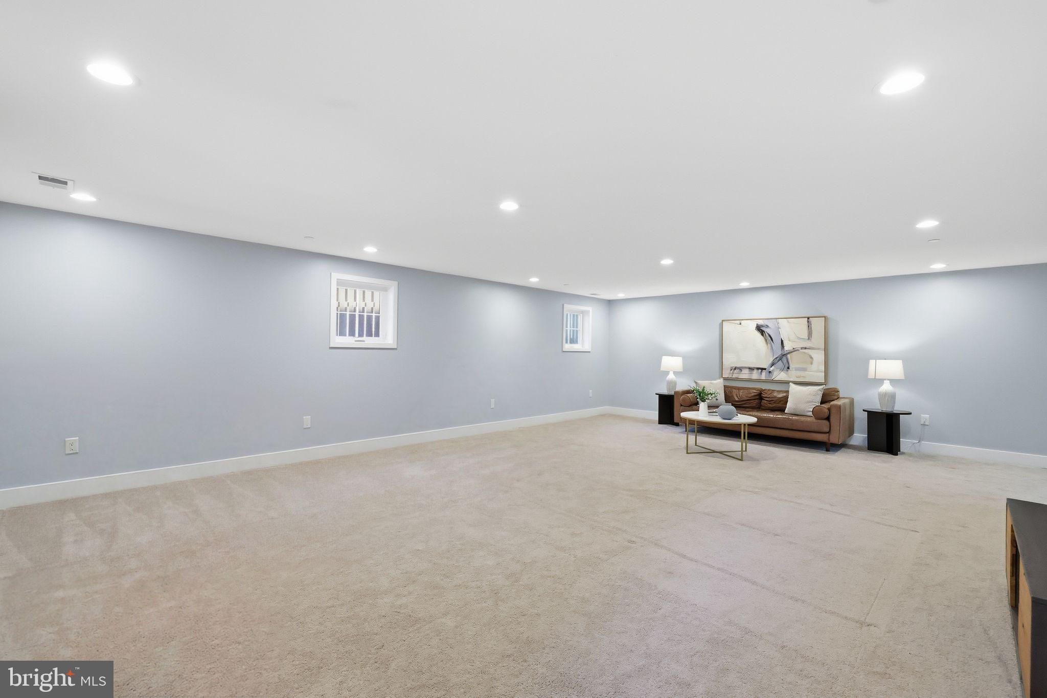 OAKLAND TERRACE - Residential