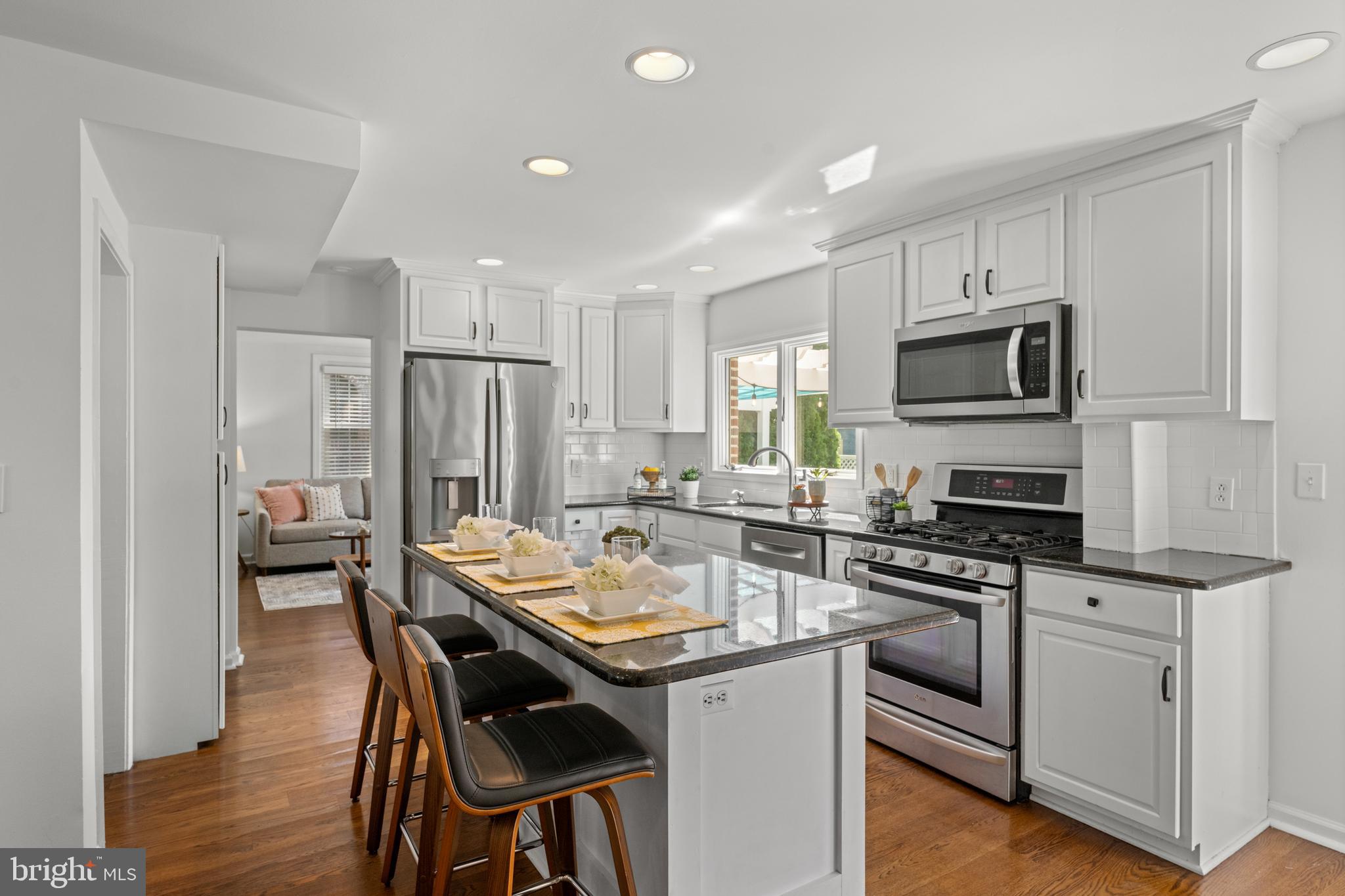 LYNNWOOD - Residential