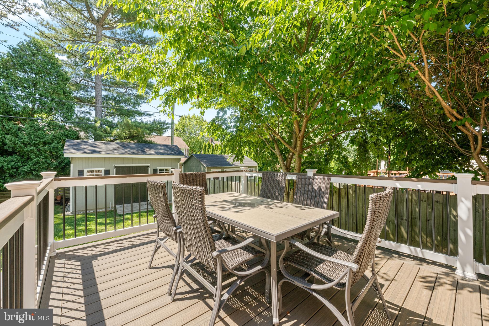 LYNNWOOD - Residential