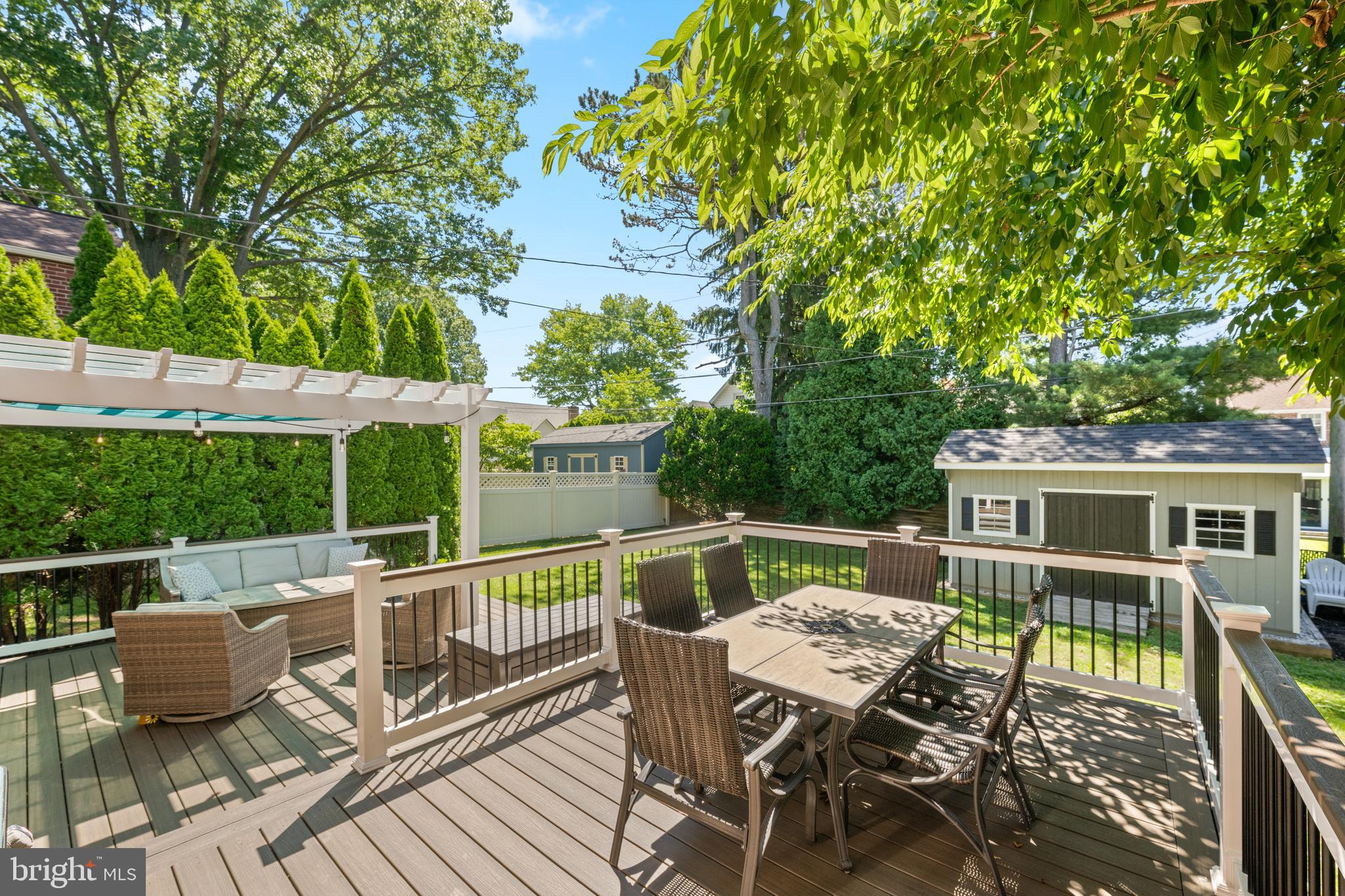 LYNNWOOD - Residential