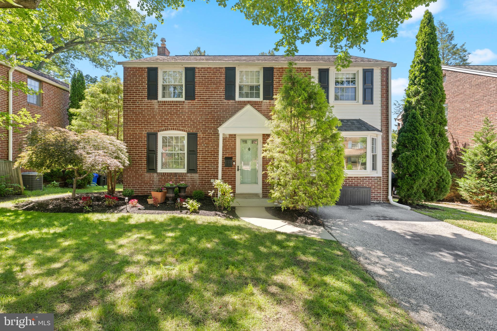 LYNNWOOD - Residential
