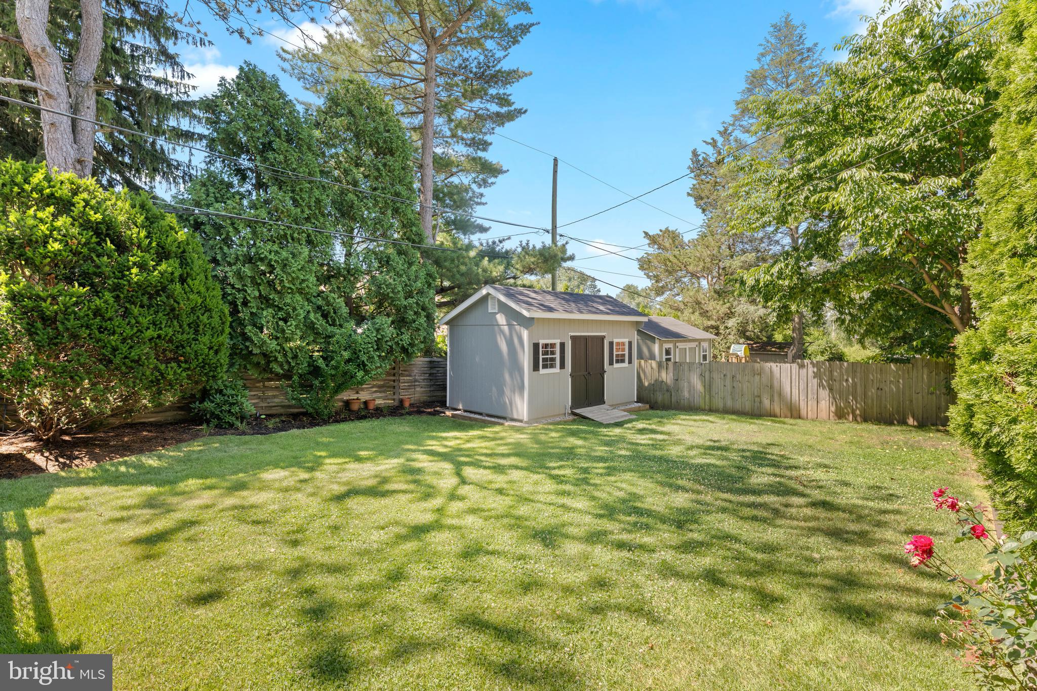 LYNNWOOD - Residential