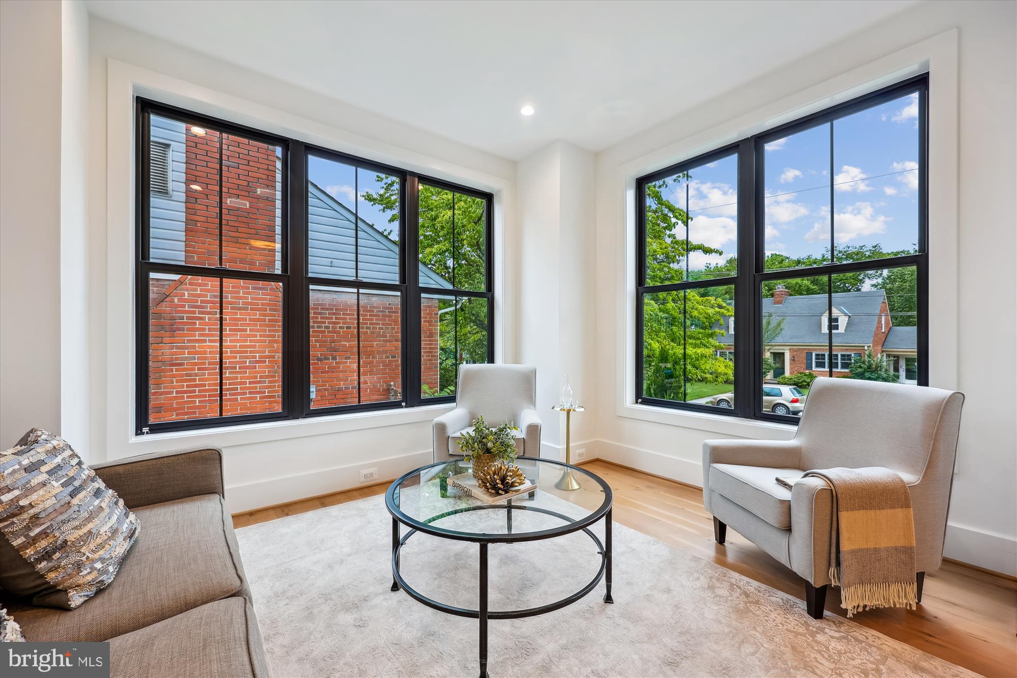 HENDRY ESTATES - Residential