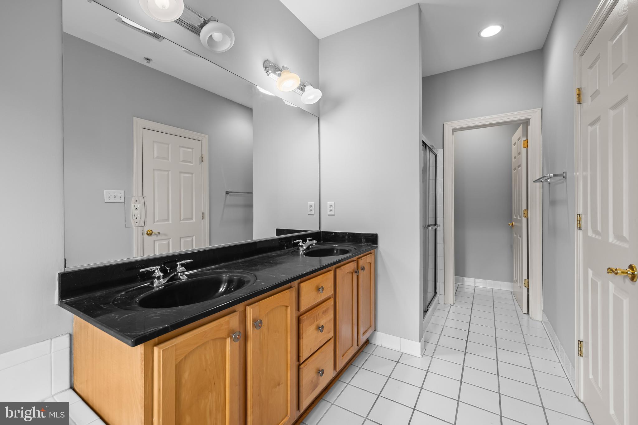 NORTH SHORE - Residential