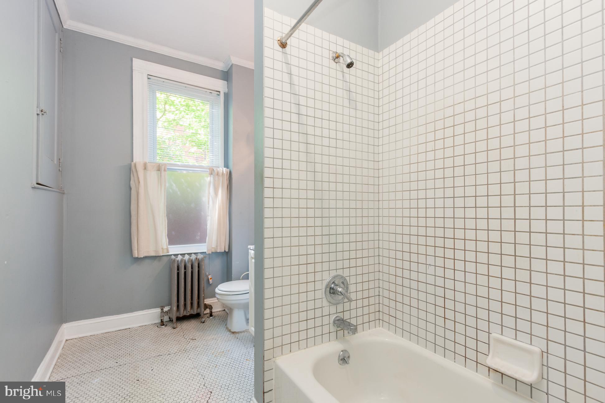 CHARLES VILLAGE - Residential Lease