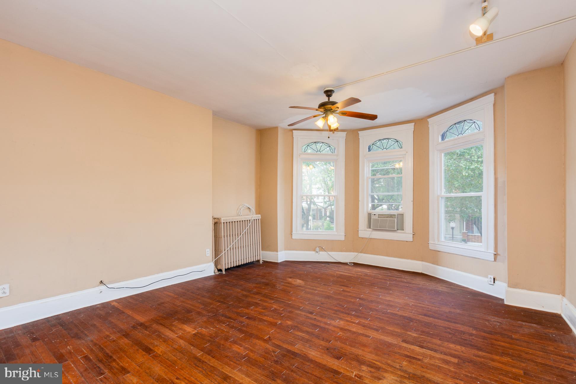 CHARLES VILLAGE - Residential Lease