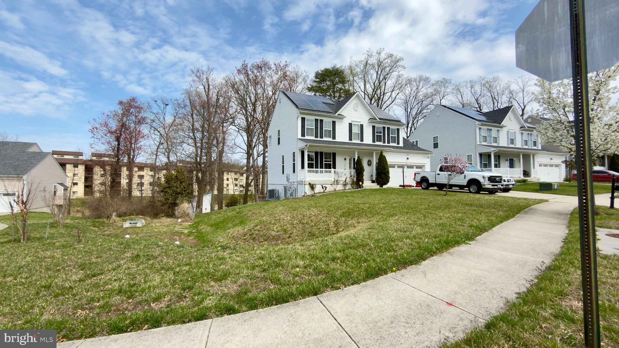 COLONIAL ESTATES II - Residential
