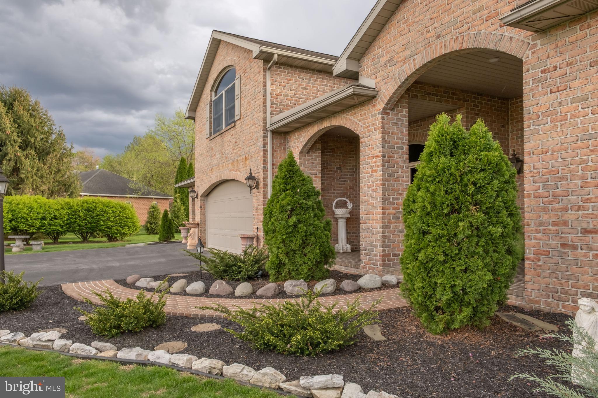 SOUTHAMPTON TWP - Residential