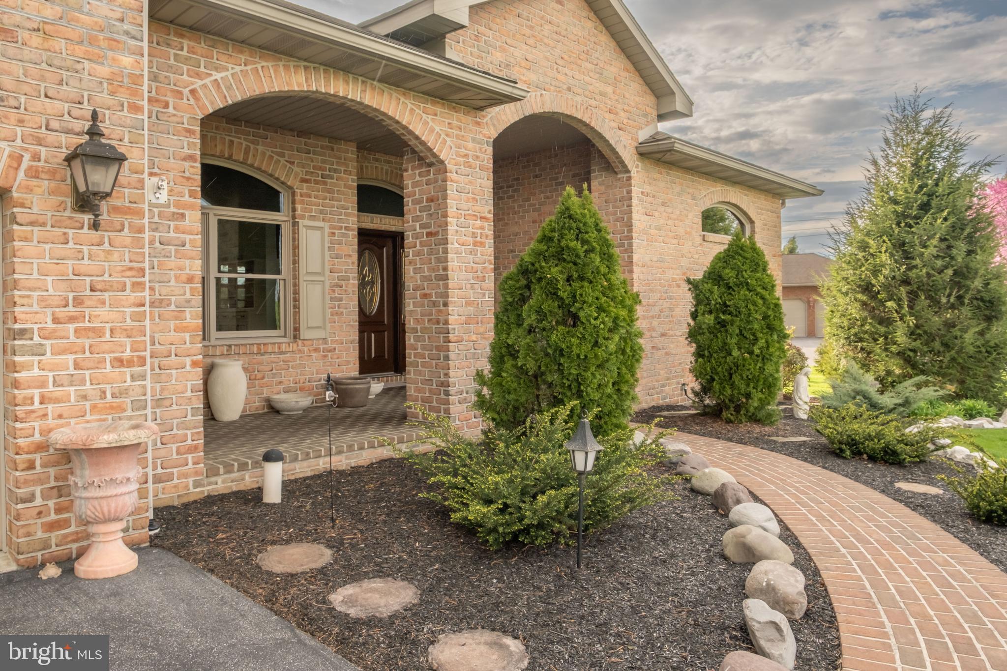 SOUTHAMPTON TWP - Residential