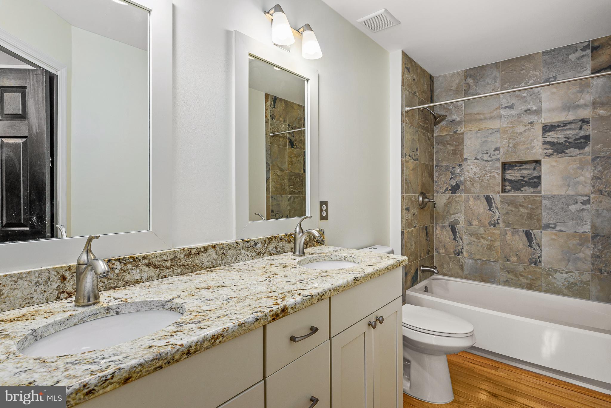 POTOMAC LAKES - Residential