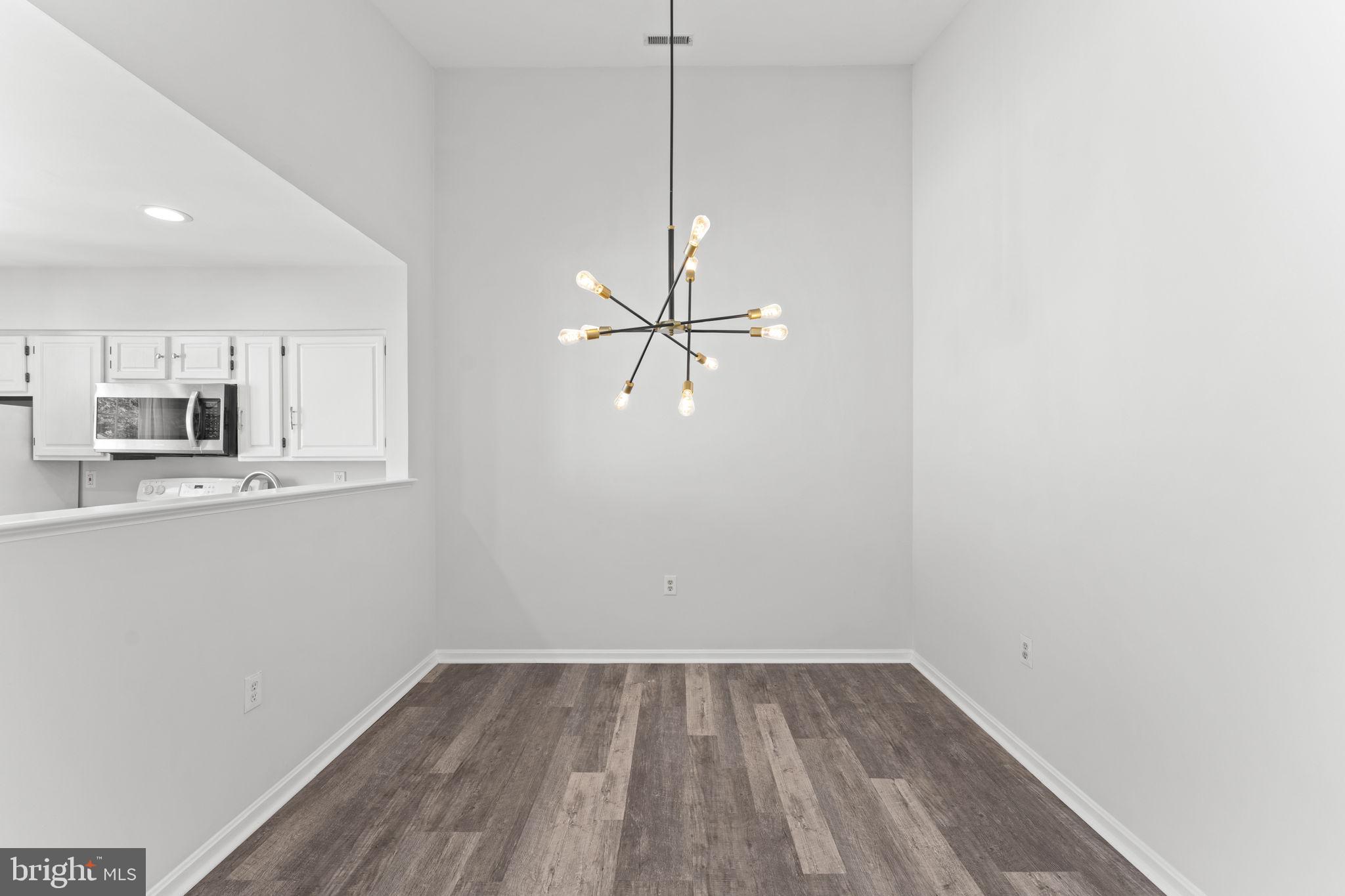 ROLLING OAKS - Residential