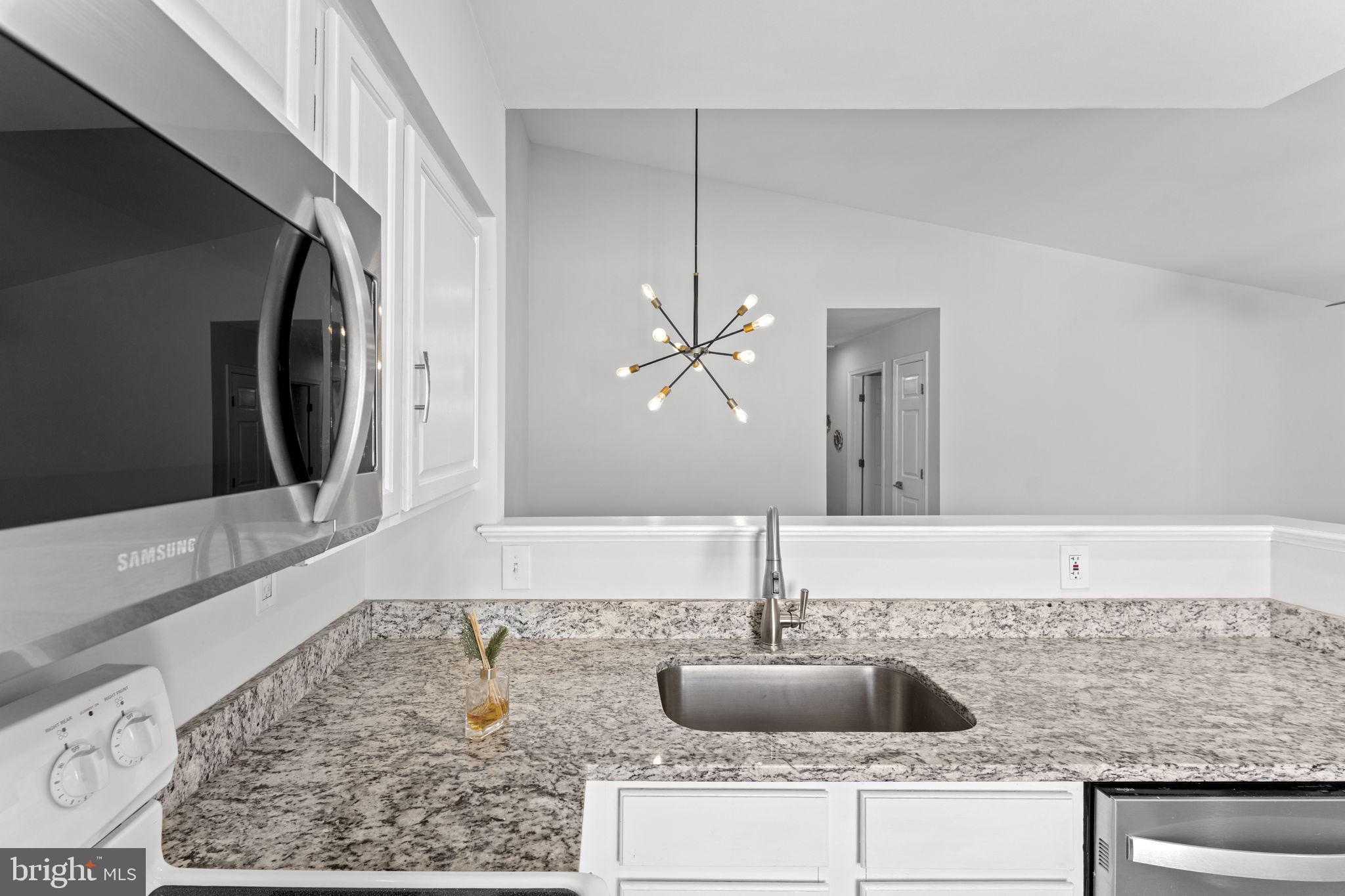 ROLLING OAKS - Residential