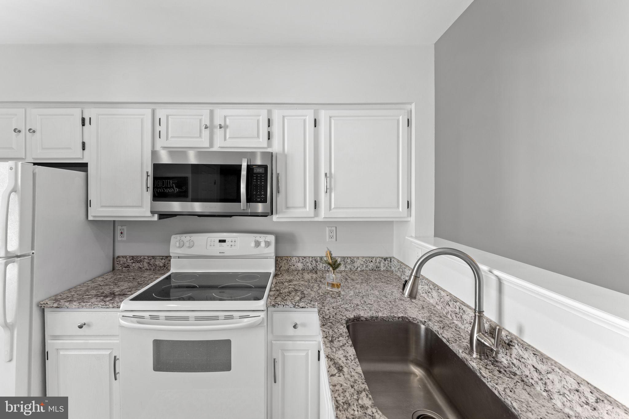 ROLLING OAKS - Residential