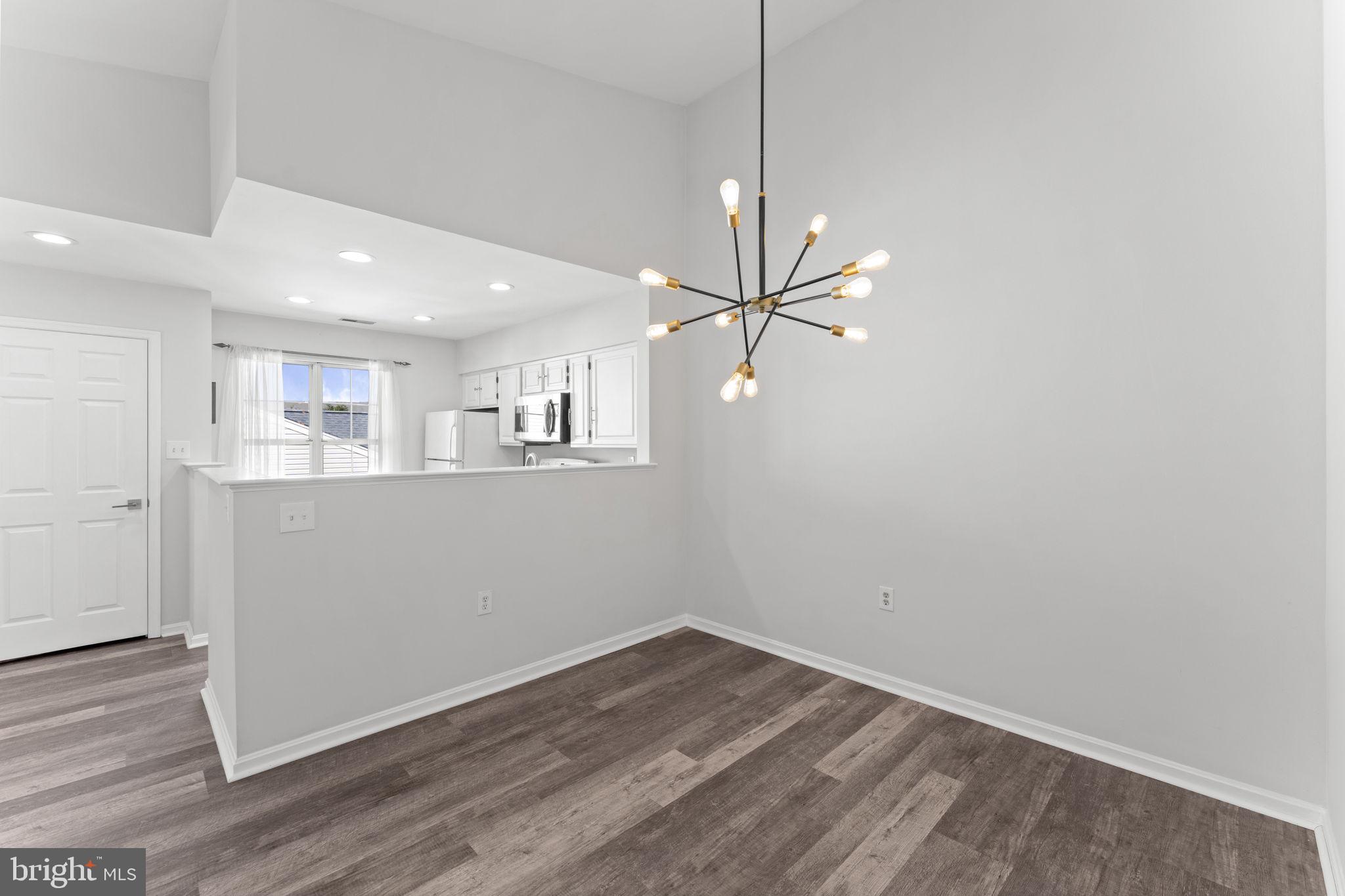 ROLLING OAKS - Residential