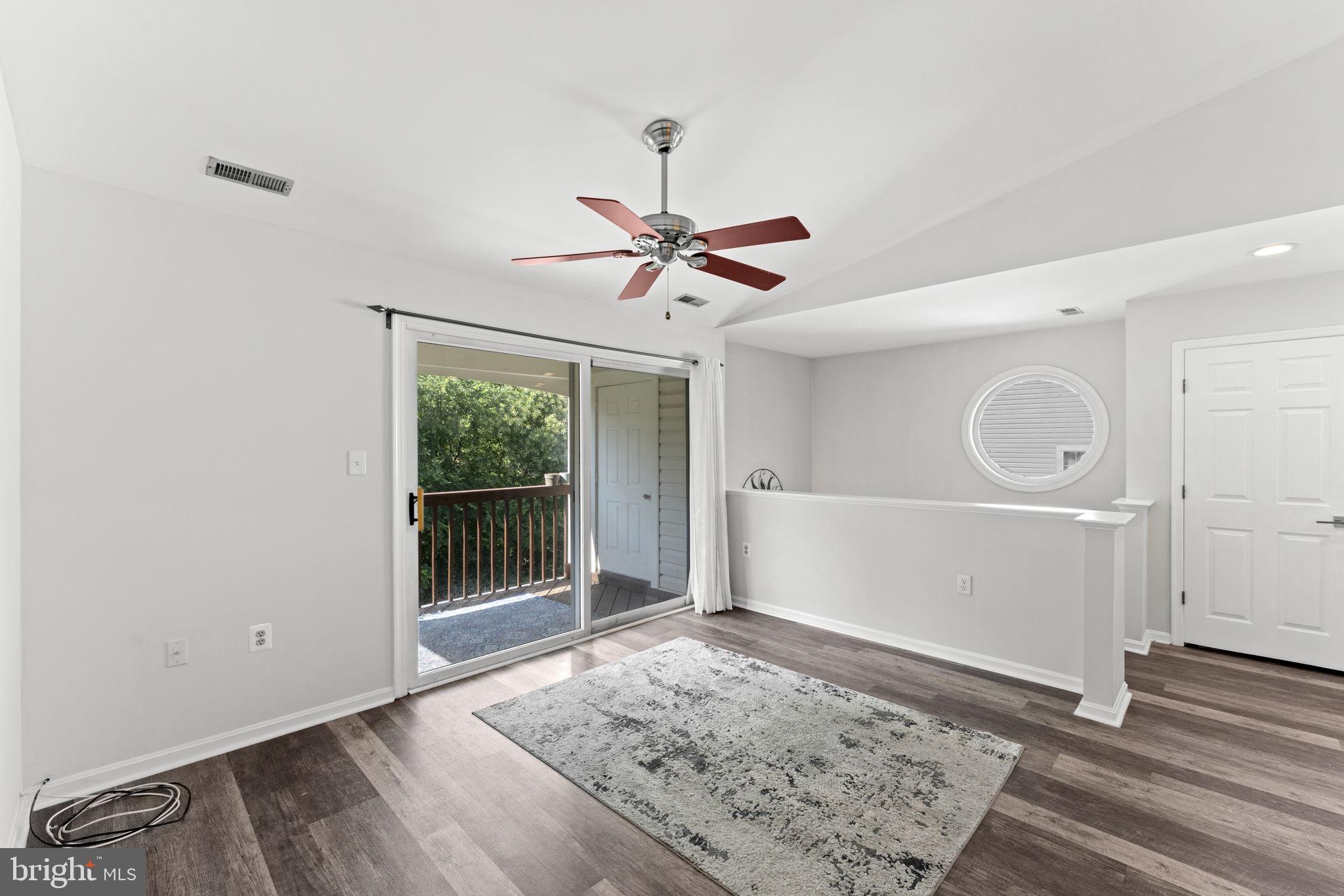 ROLLING OAKS - Residential