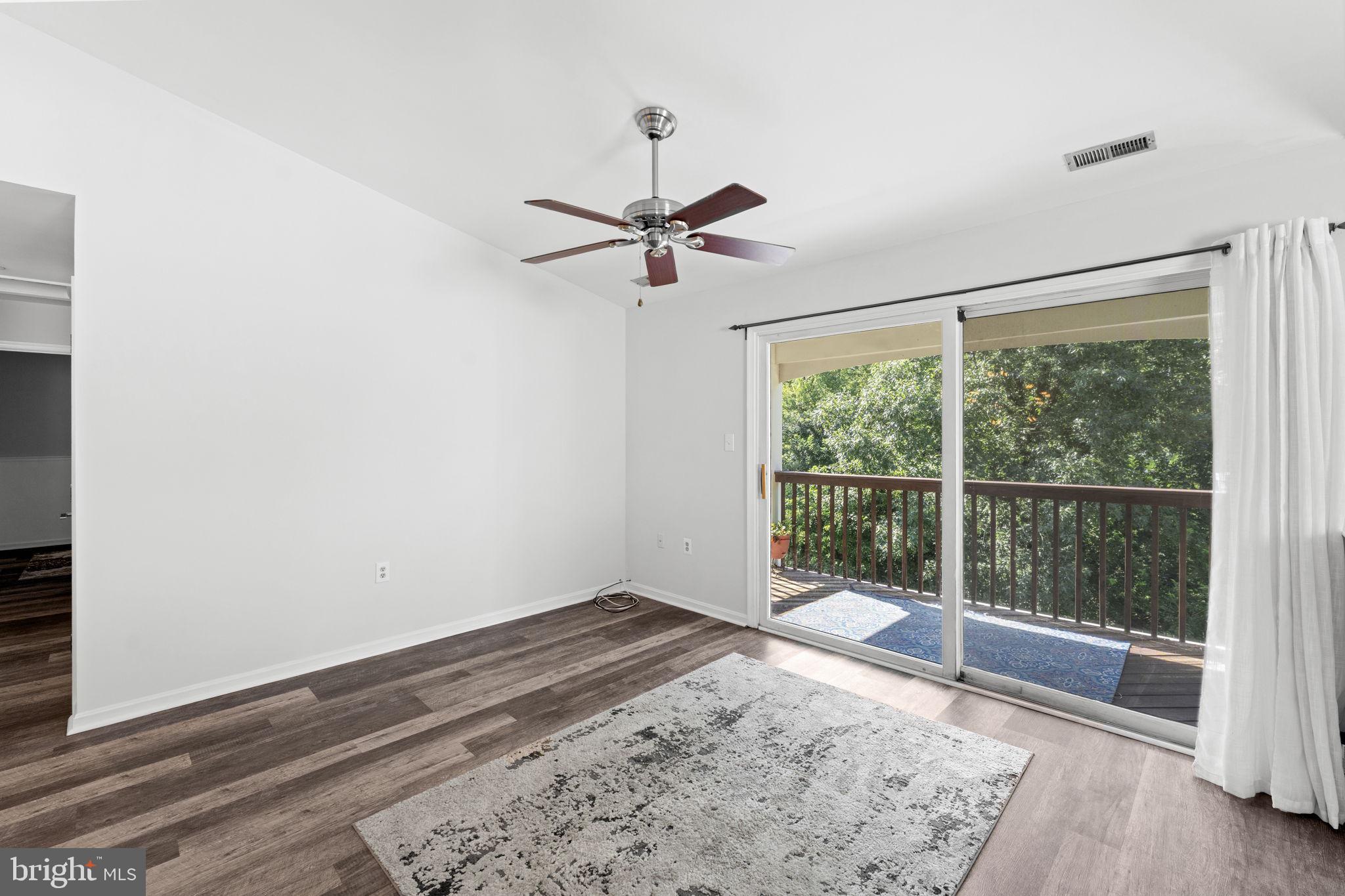 ROLLING OAKS - Residential