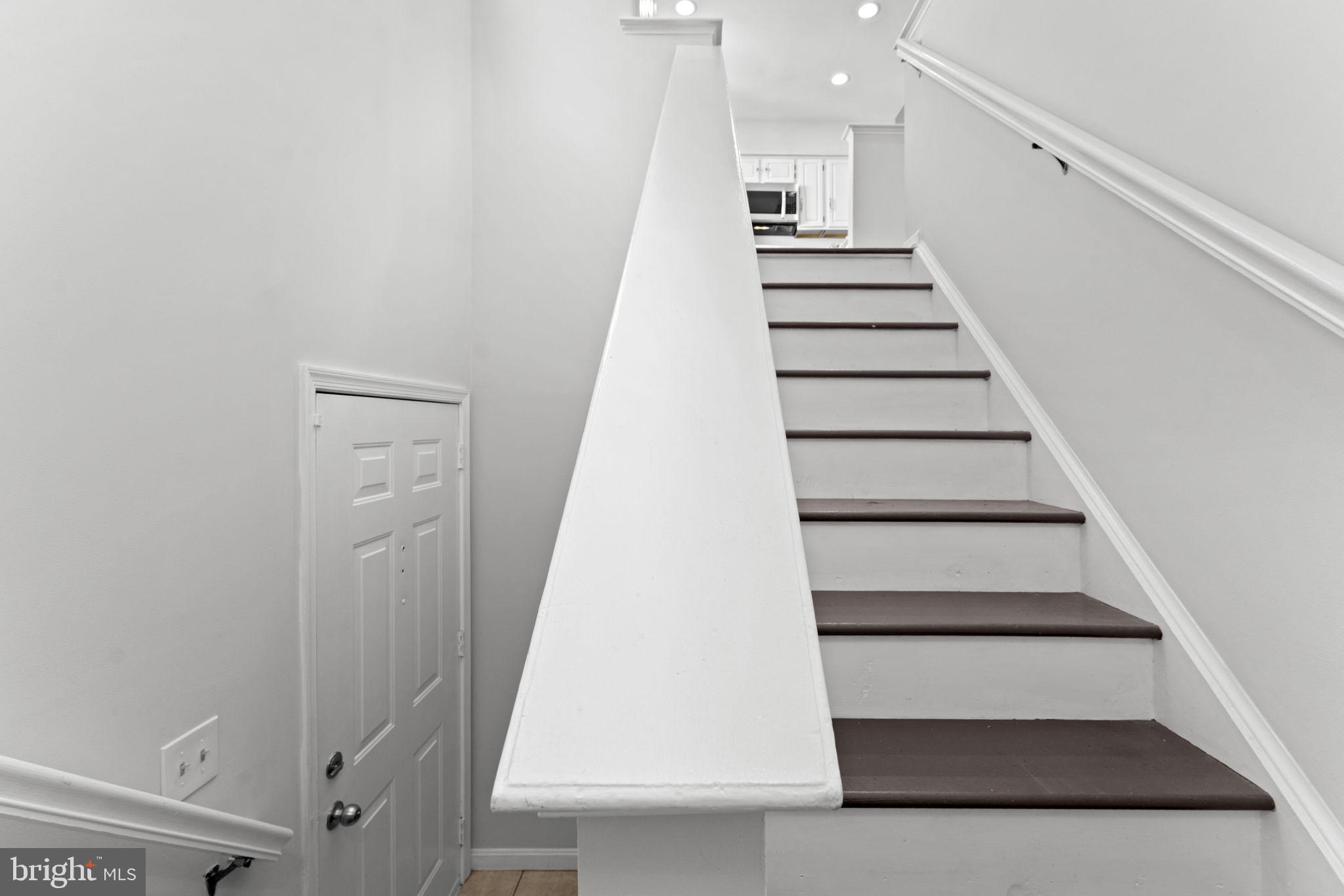 ROLLING OAKS - Residential