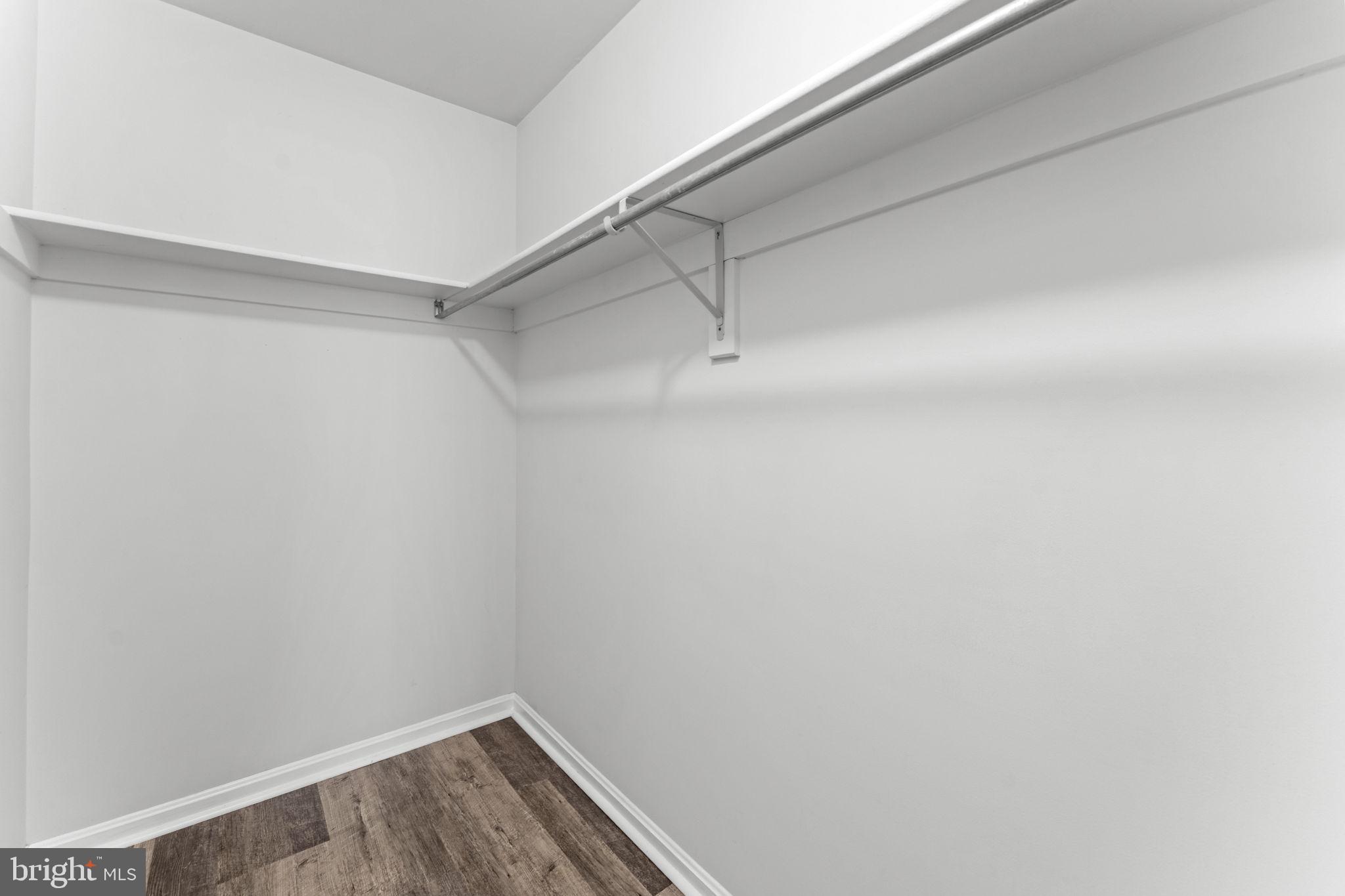 ROLLING OAKS - Residential