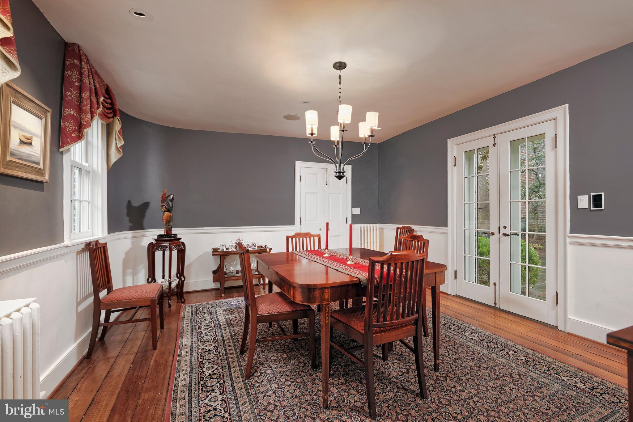OLD TOWN ALEXANDRIA - Residential
