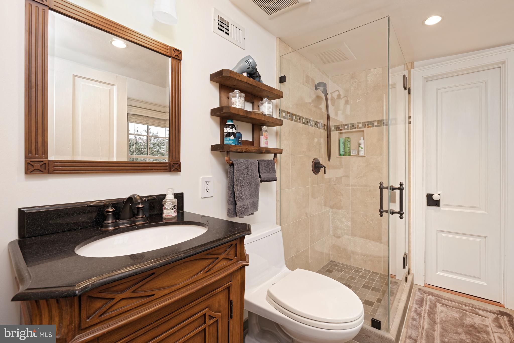 OLD TOWN ALEXANDRIA - Residential