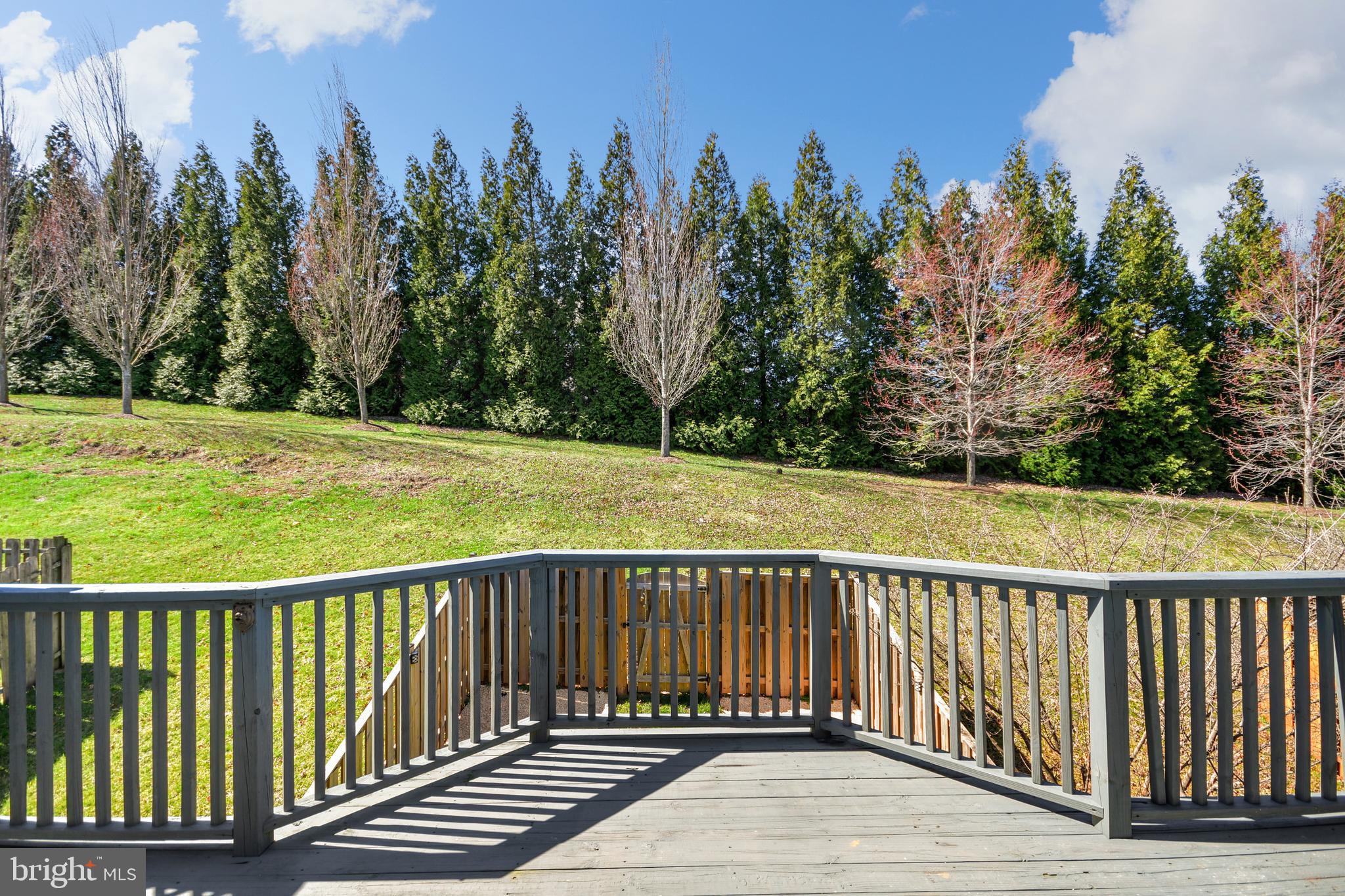 OVERLOOK - Residential Lease
