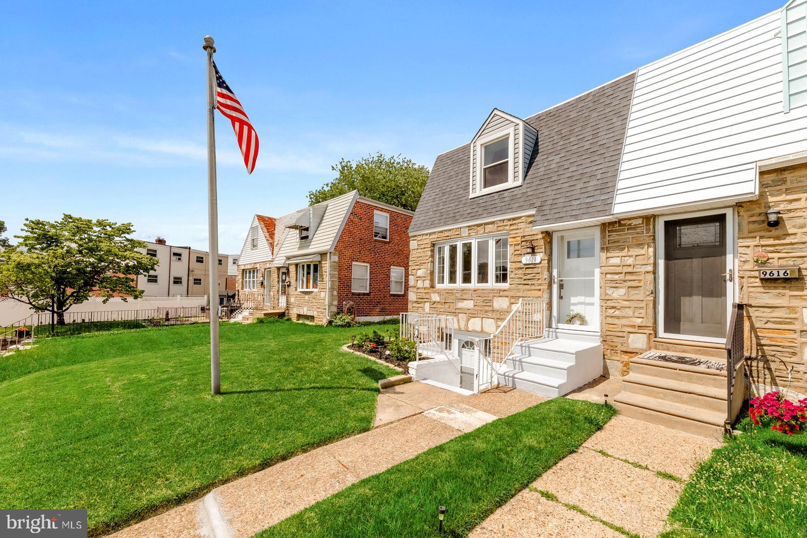 ACADEMY GARDENS - Residential