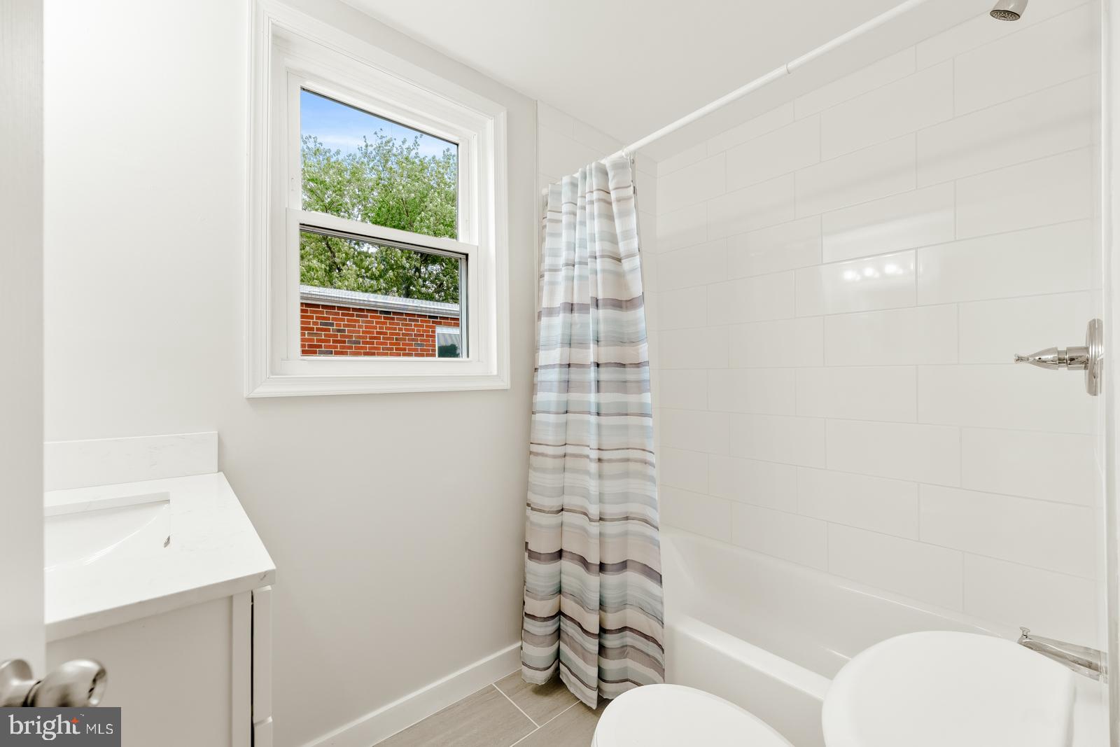 ACADEMY GARDENS - Residential
