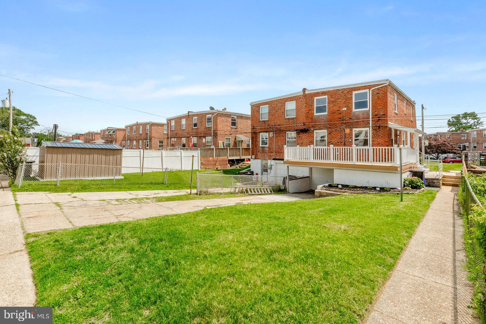 ACADEMY GARDENS - Residential