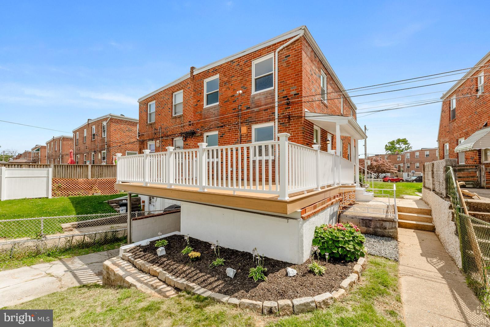 ACADEMY GARDENS - Residential