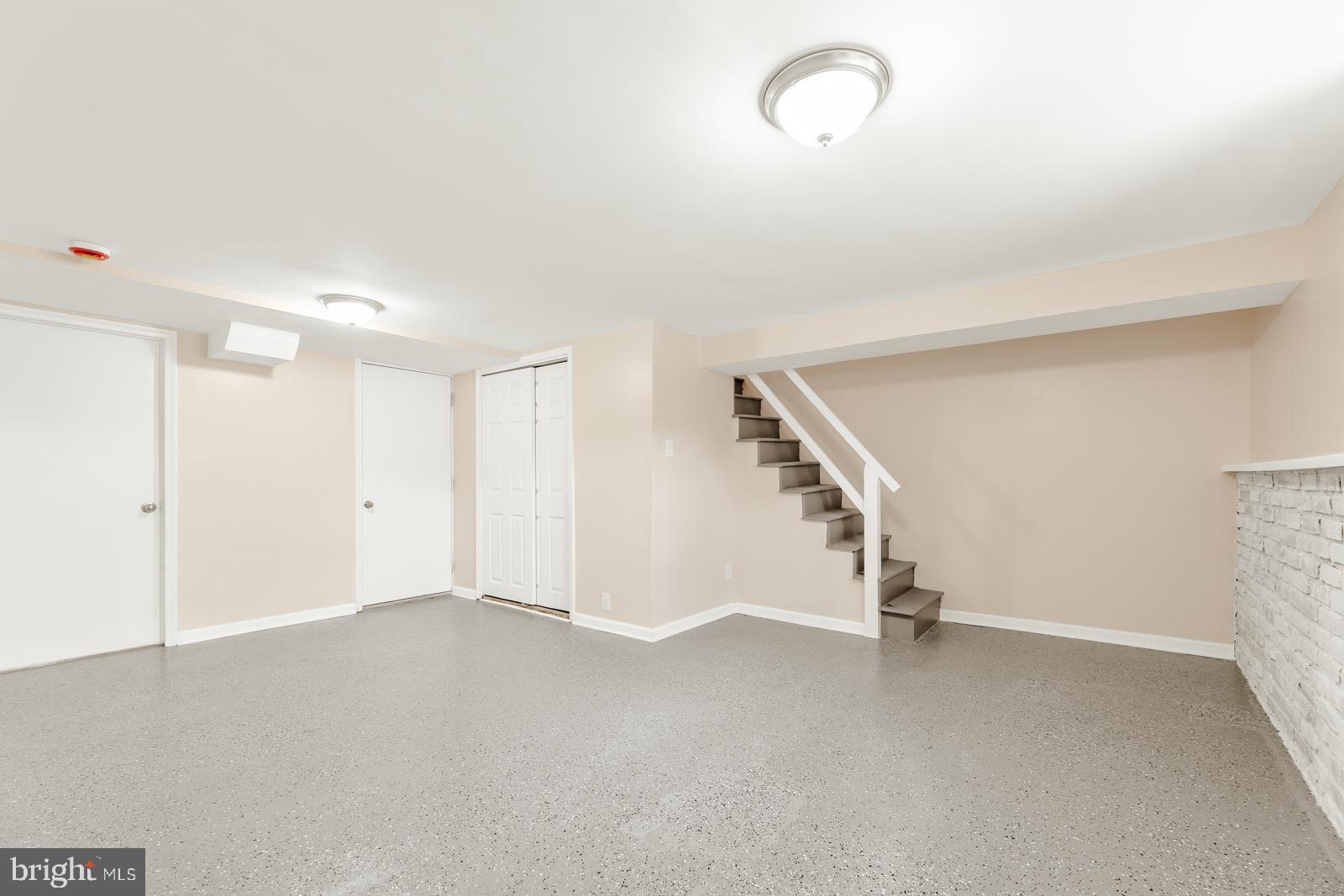 ACADEMY GARDENS - Residential