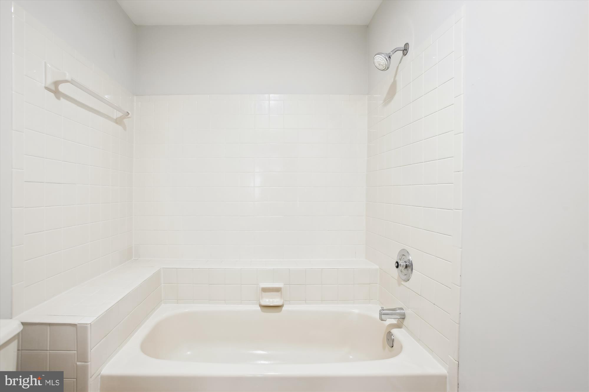 VILLARIDGE - Residential