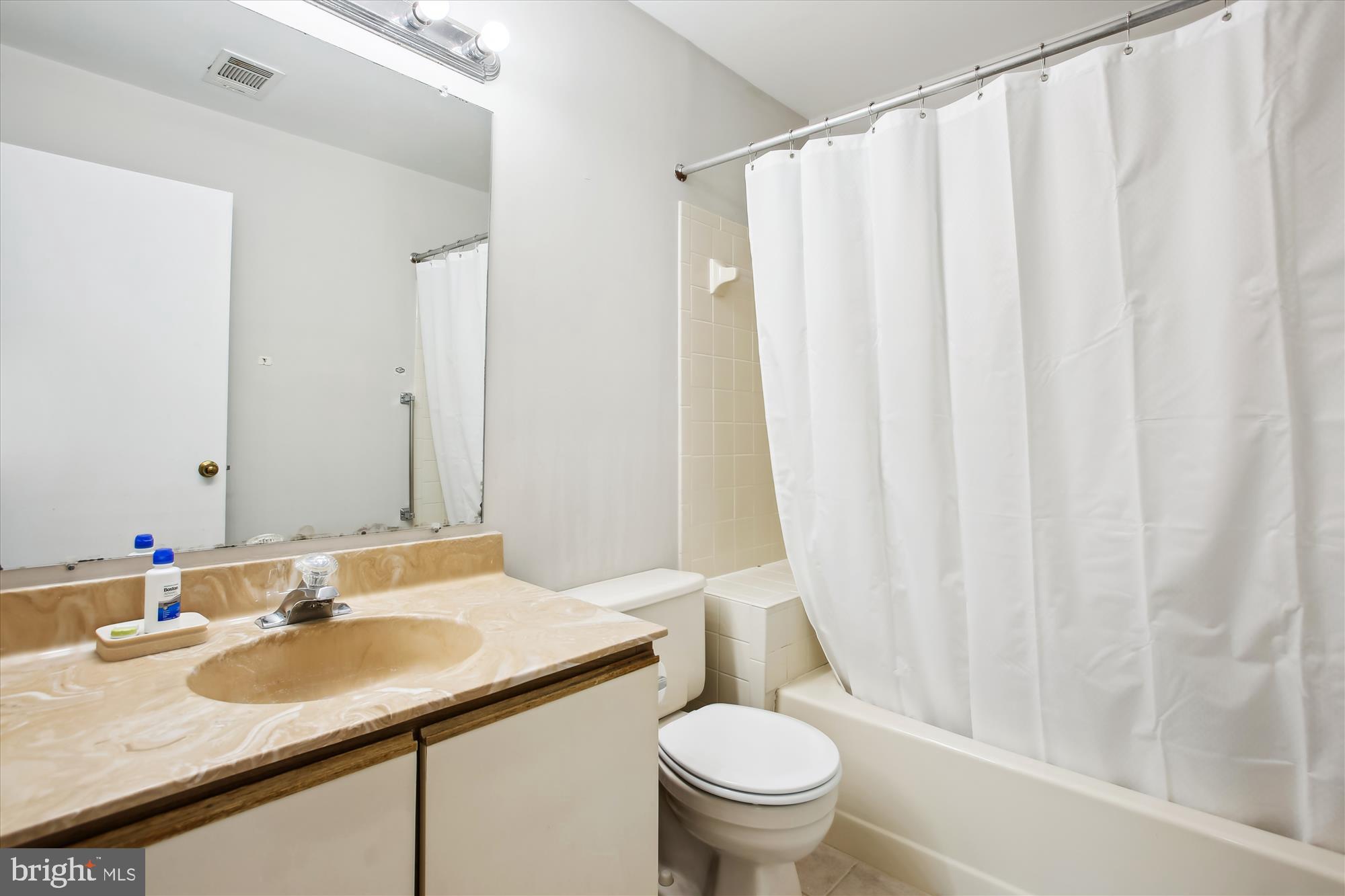 VILLARIDGE - Residential