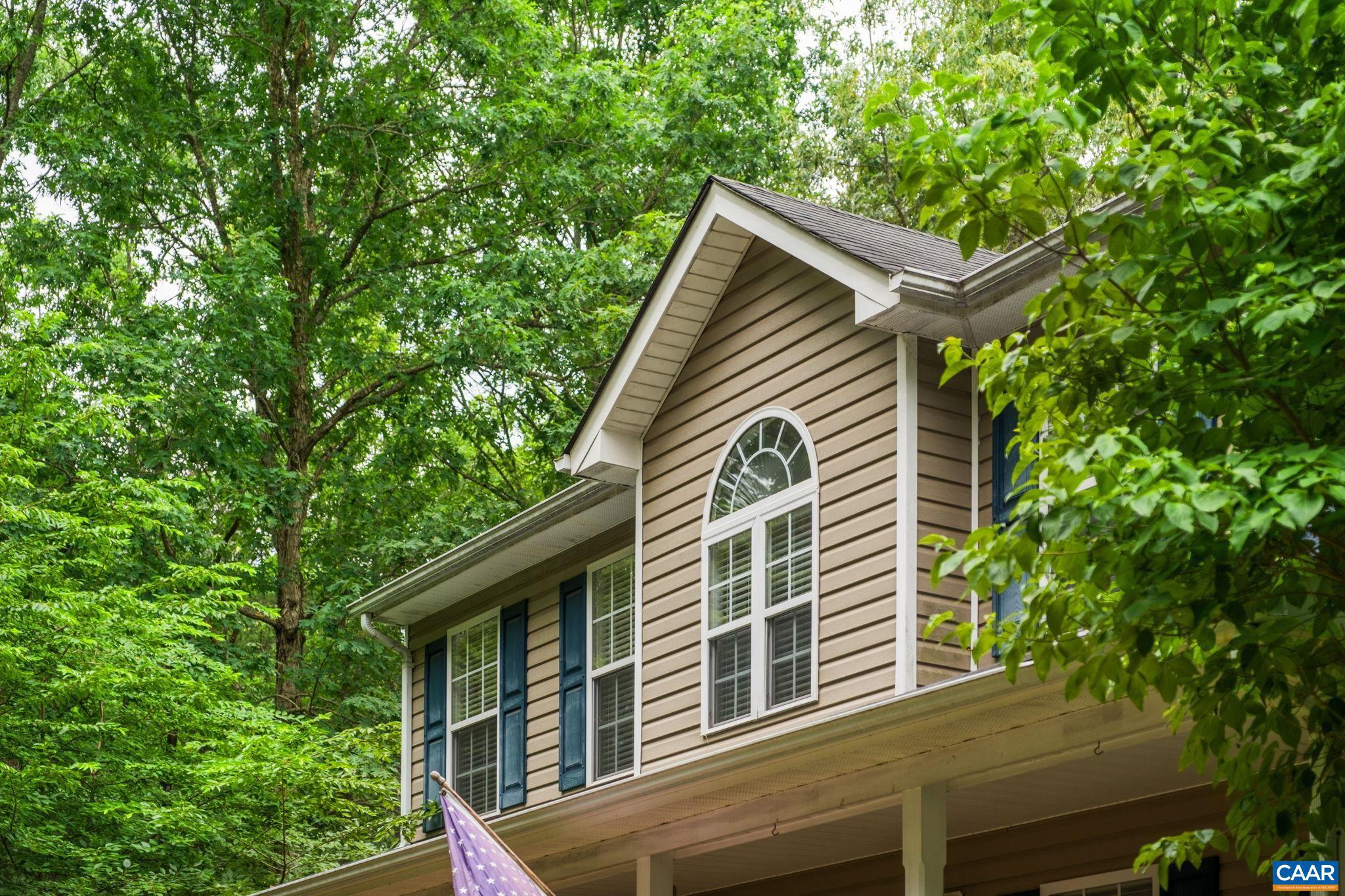 FOX HOLLOW - Residential