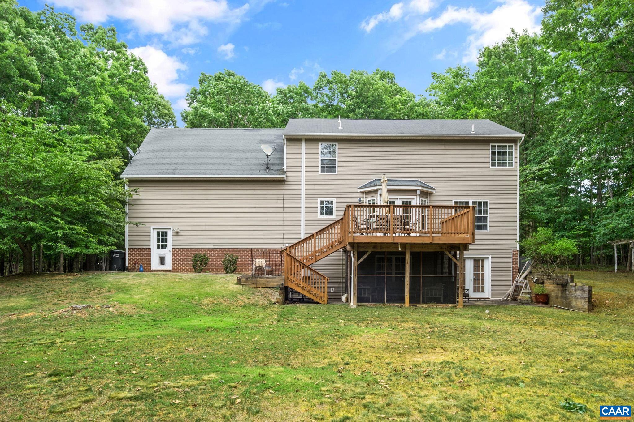 FOX HOLLOW - Residential