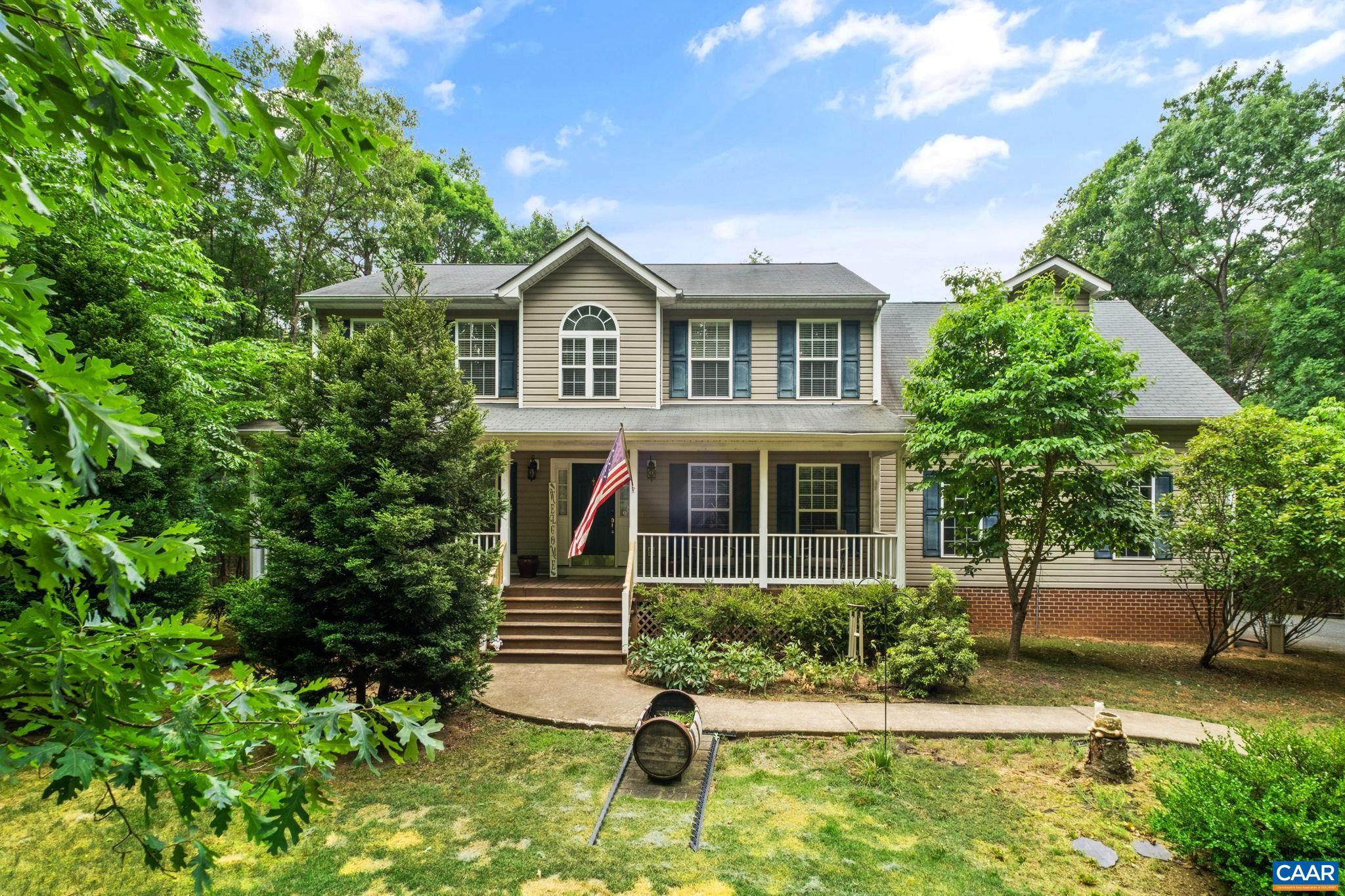 FOX HOLLOW - Residential