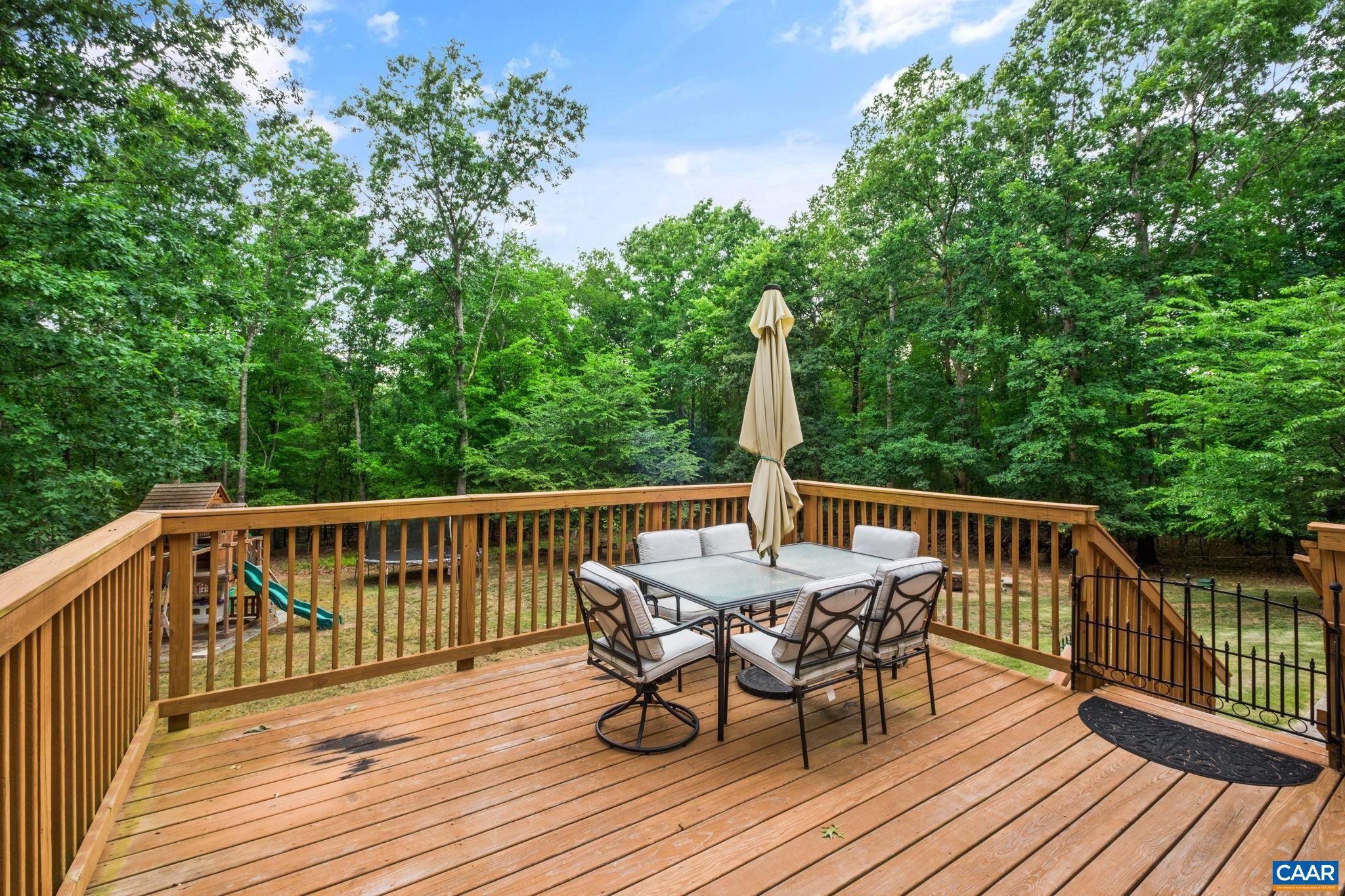 FOX HOLLOW - Residential