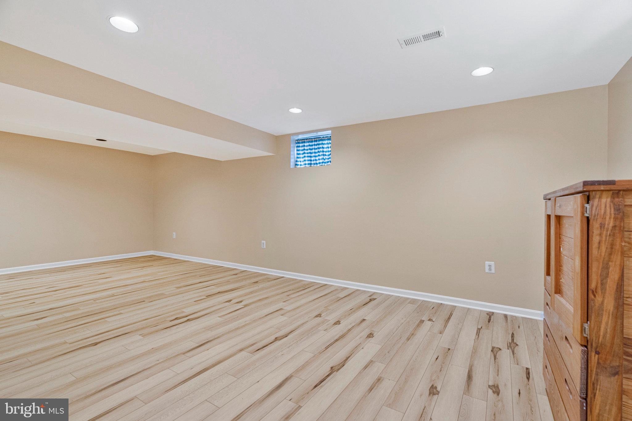 GRAYMOOR - Residential