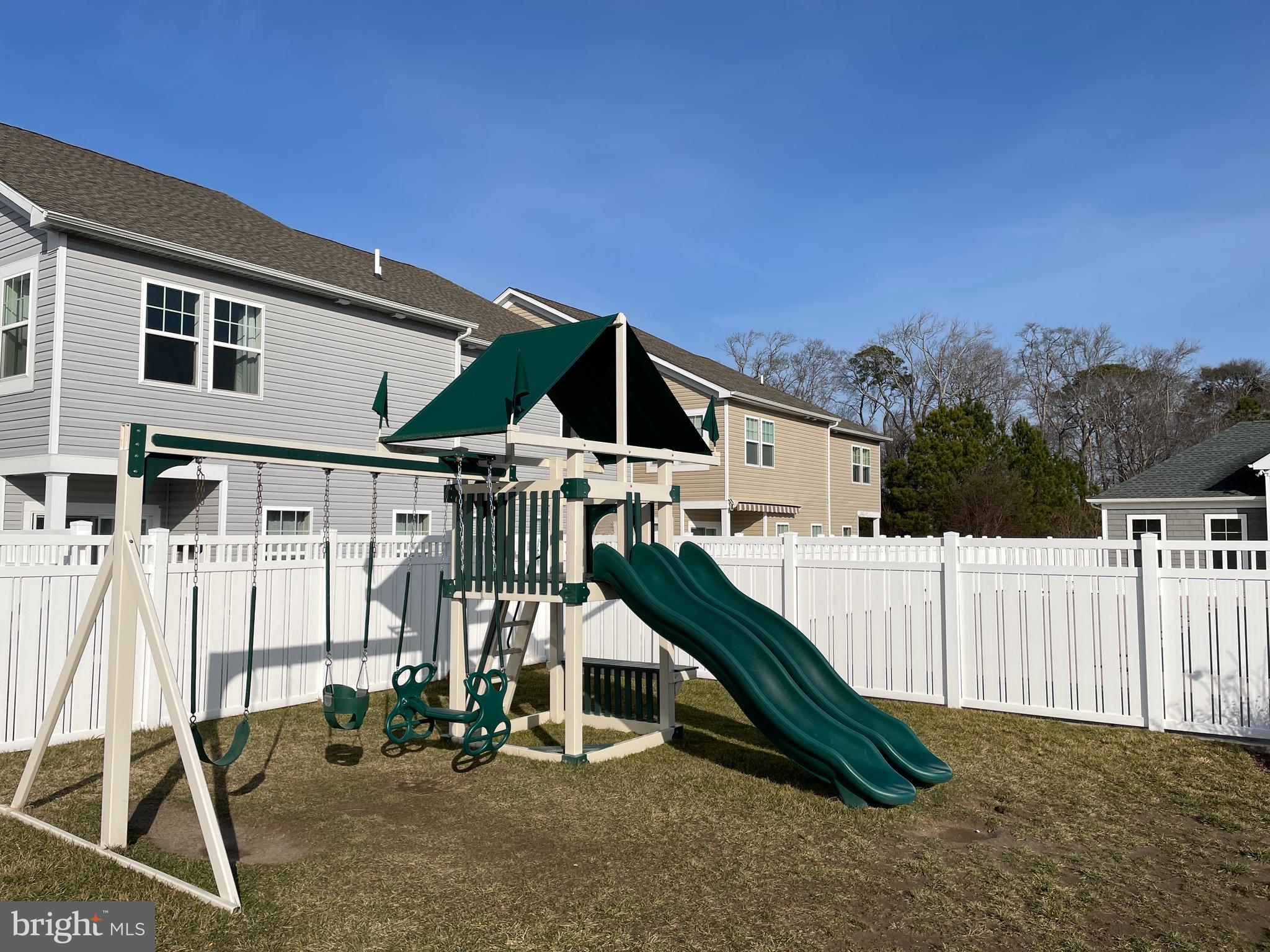 WEST HARBOR VILLAGE - Residential