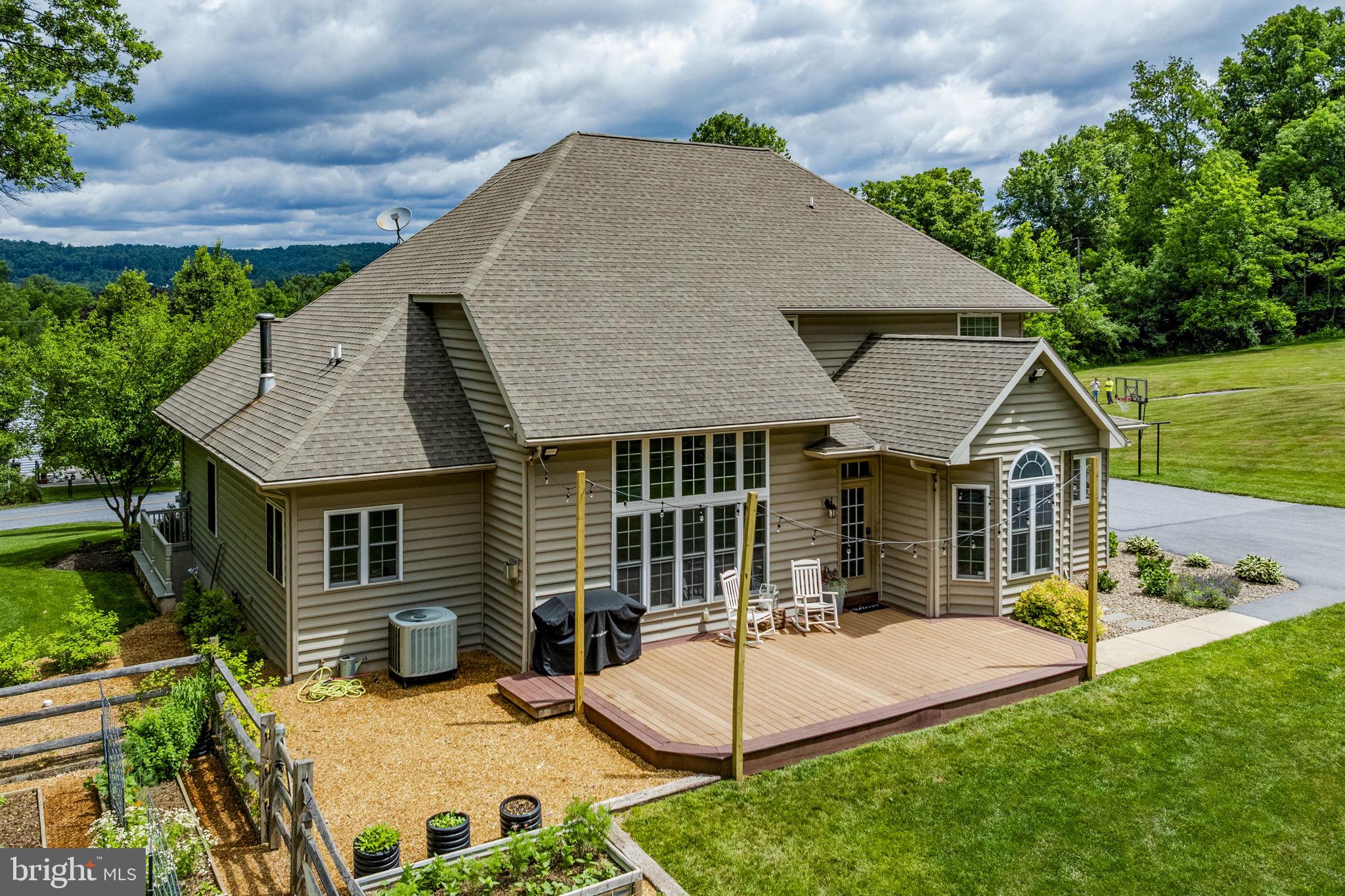 WEST COCALICO TWP - Residential