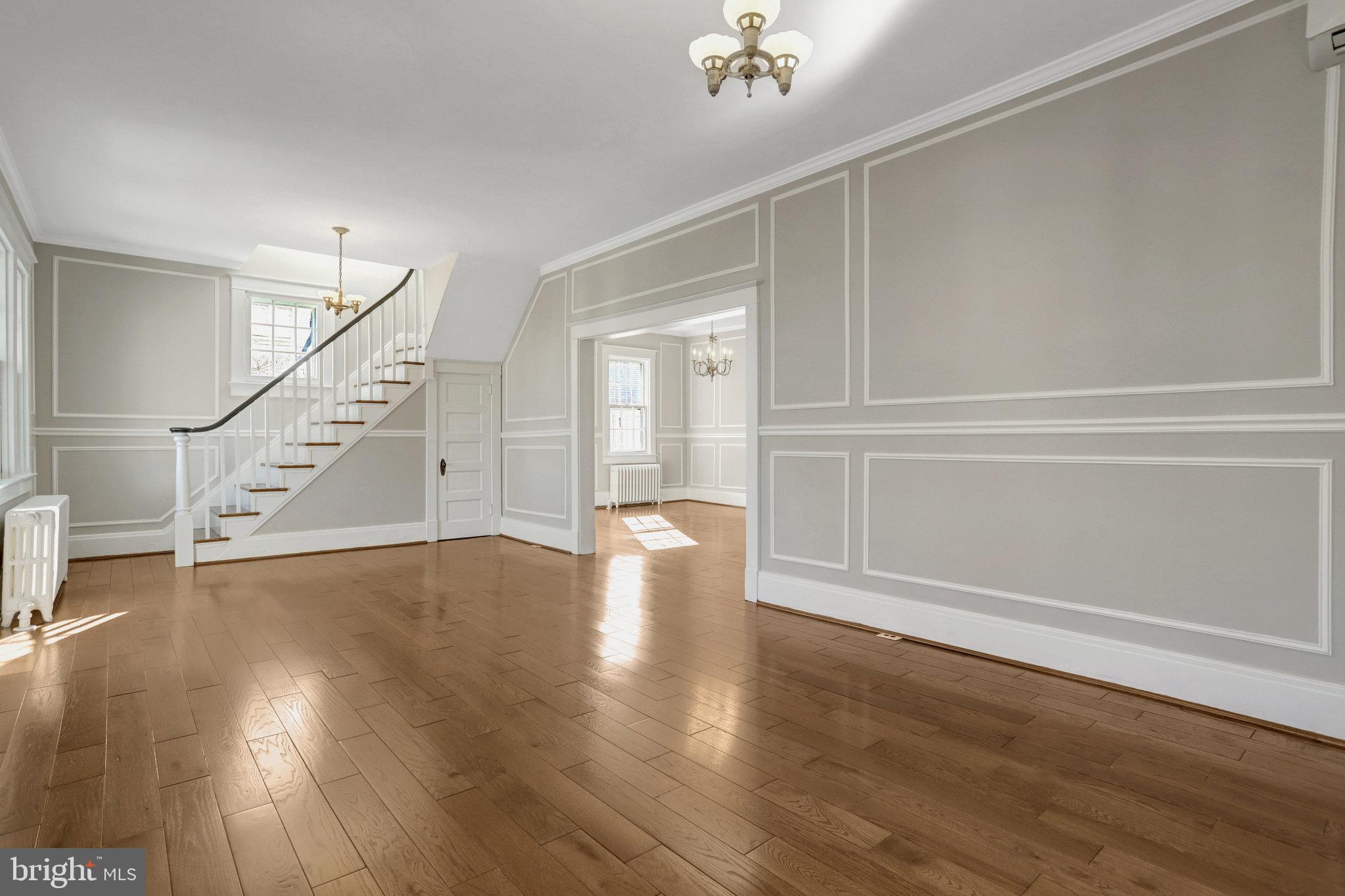 ROSEMONT PARK - Residential
