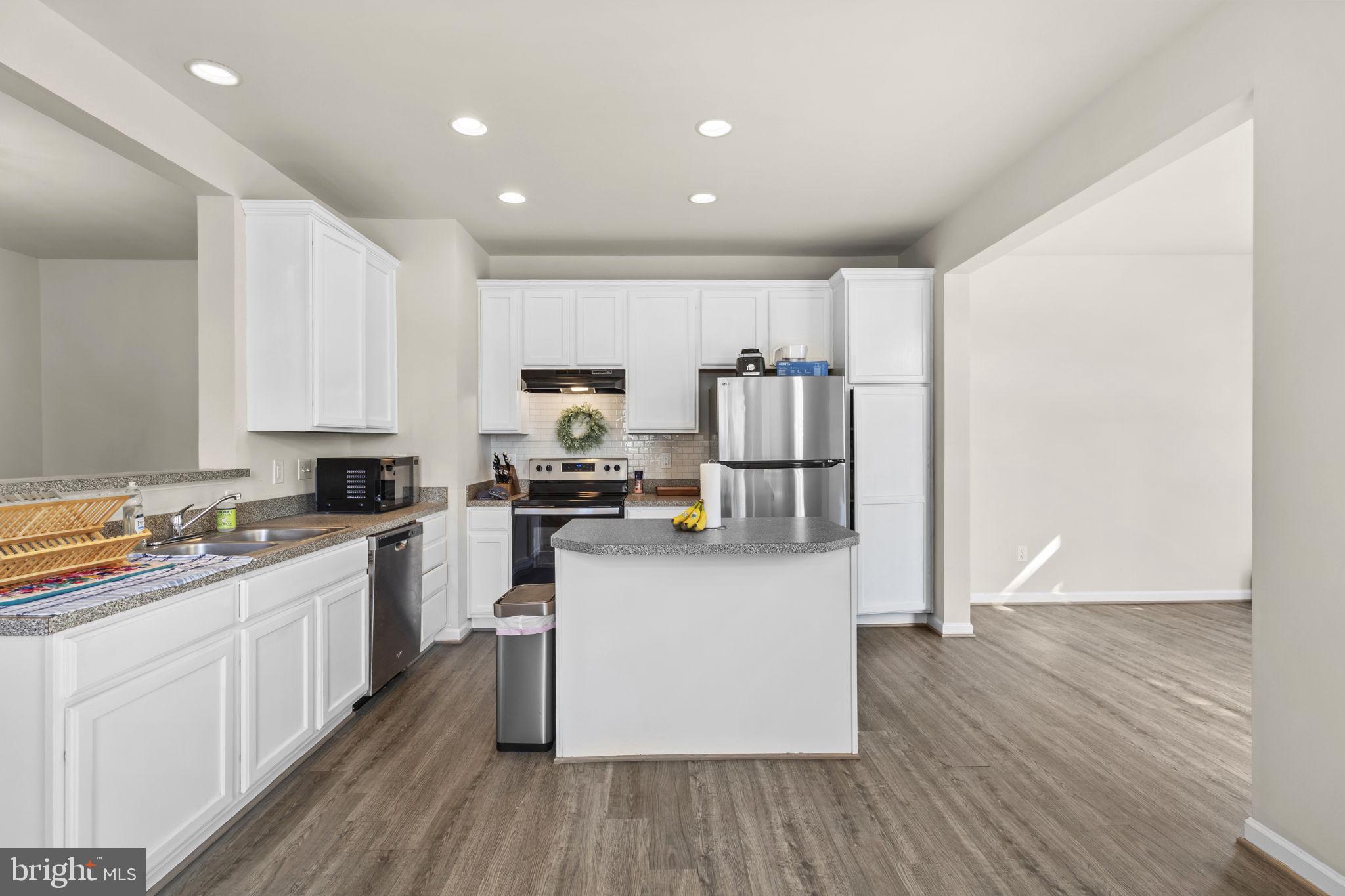 MONROE POINT - Residential