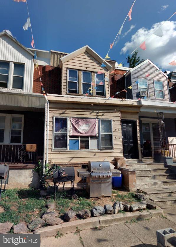 PHILADELPHIA - Residential