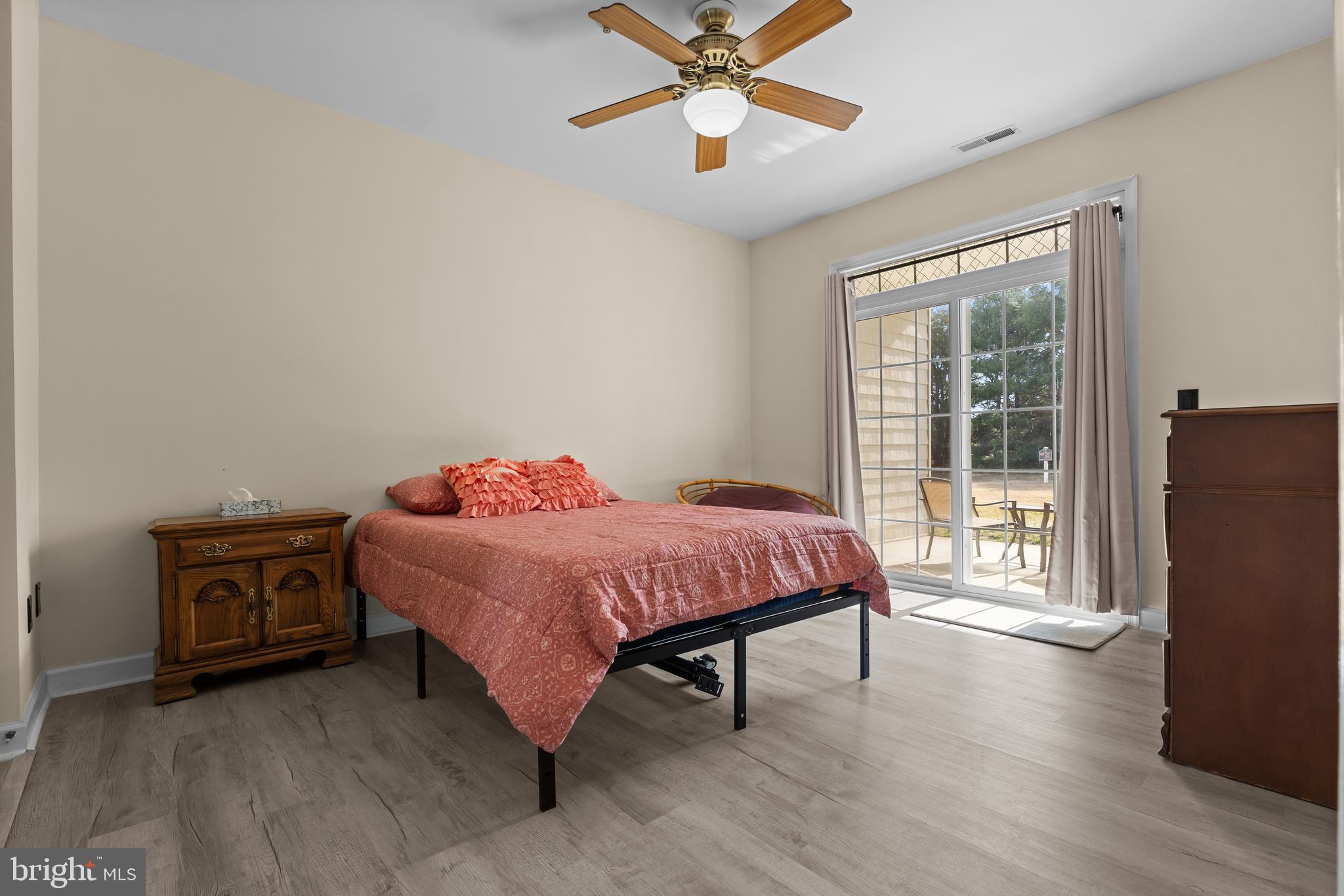 SUMMERLYN - Residential