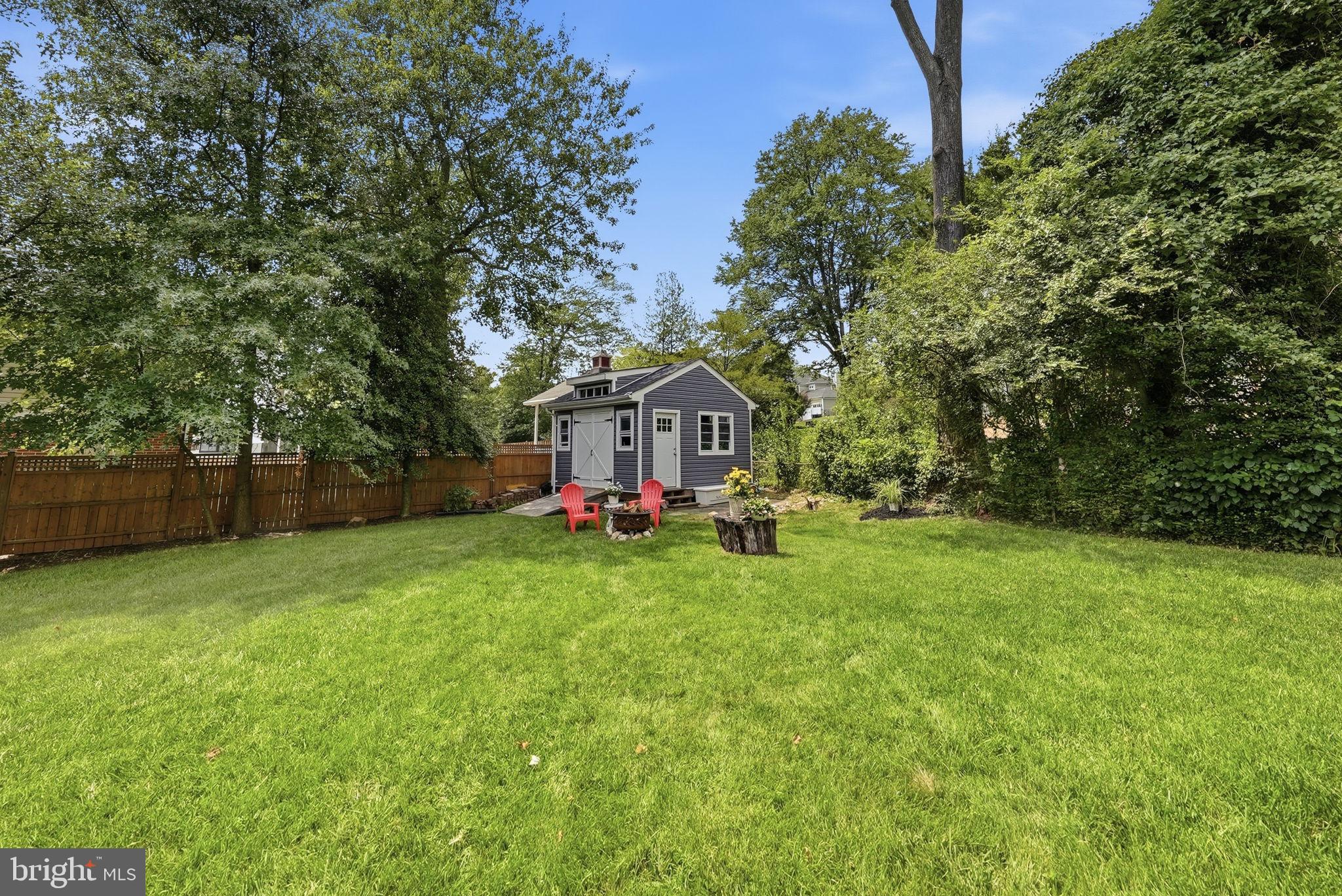 BERKSHIRE OAKWOOD - Residential