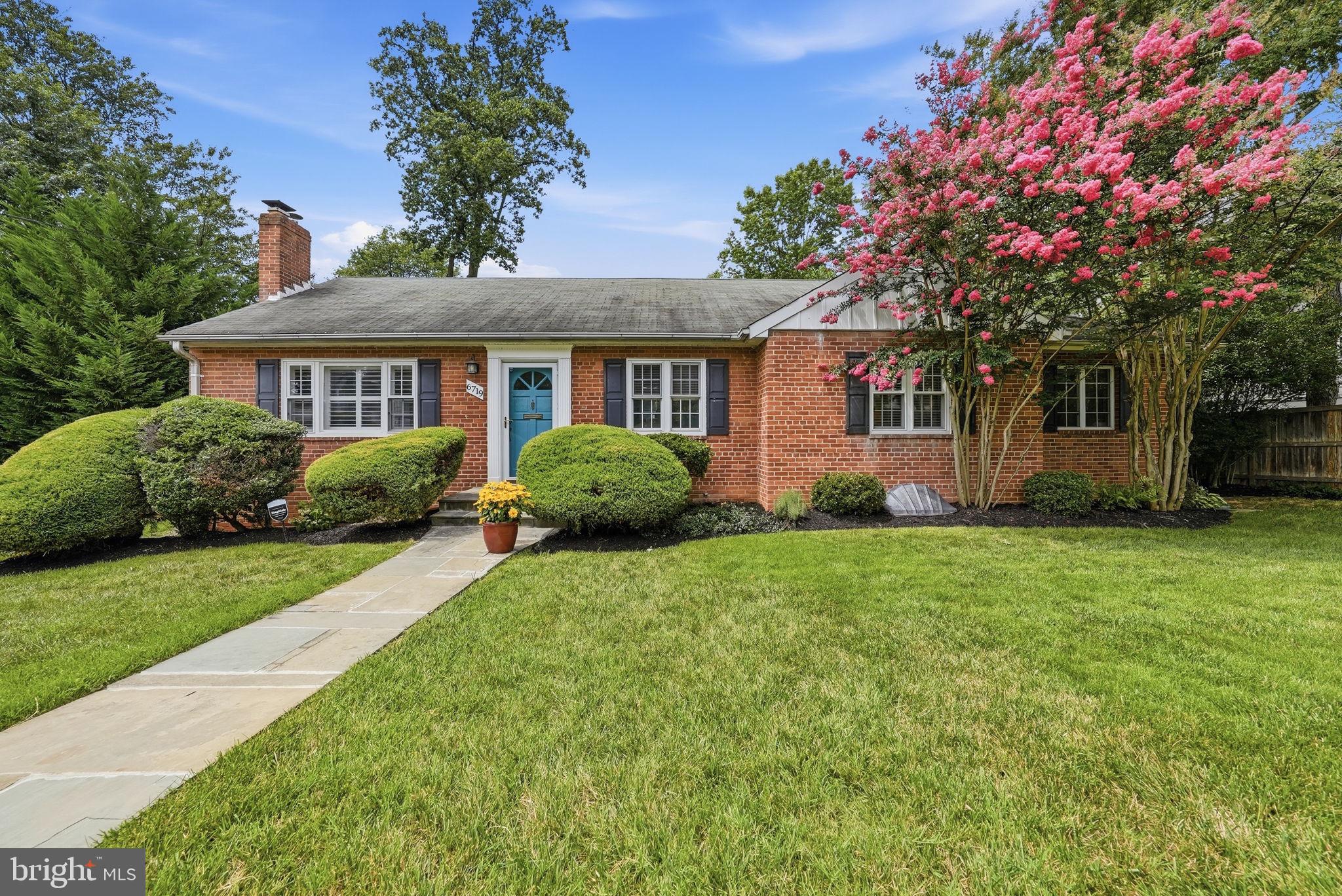 BERKSHIRE OAKWOOD - Residential